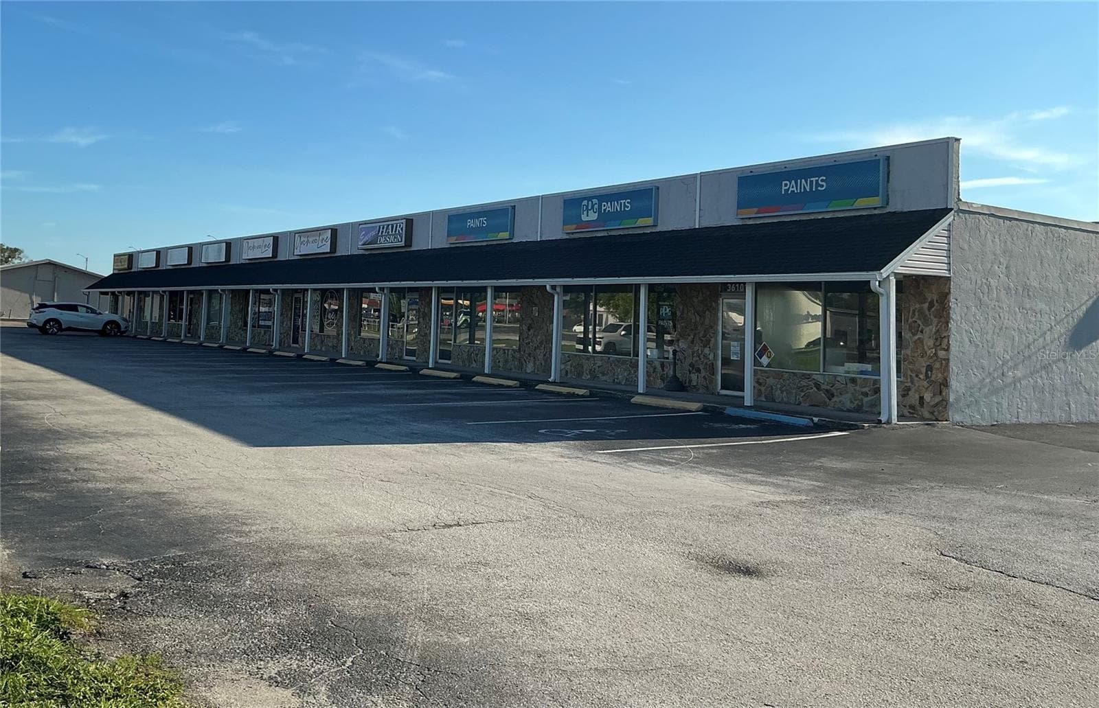 Retail at 36141 US HIGHWAY 19 N, PALM HARBOR, photo 2 of 15