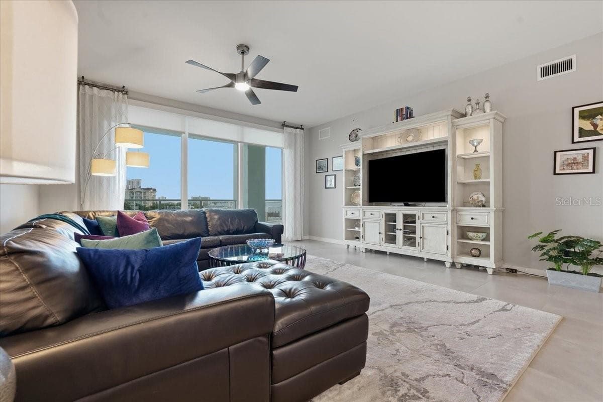 Condominium at 920 N OSCEOLA AVE #605, CLEARWATER, photo 16 of 64