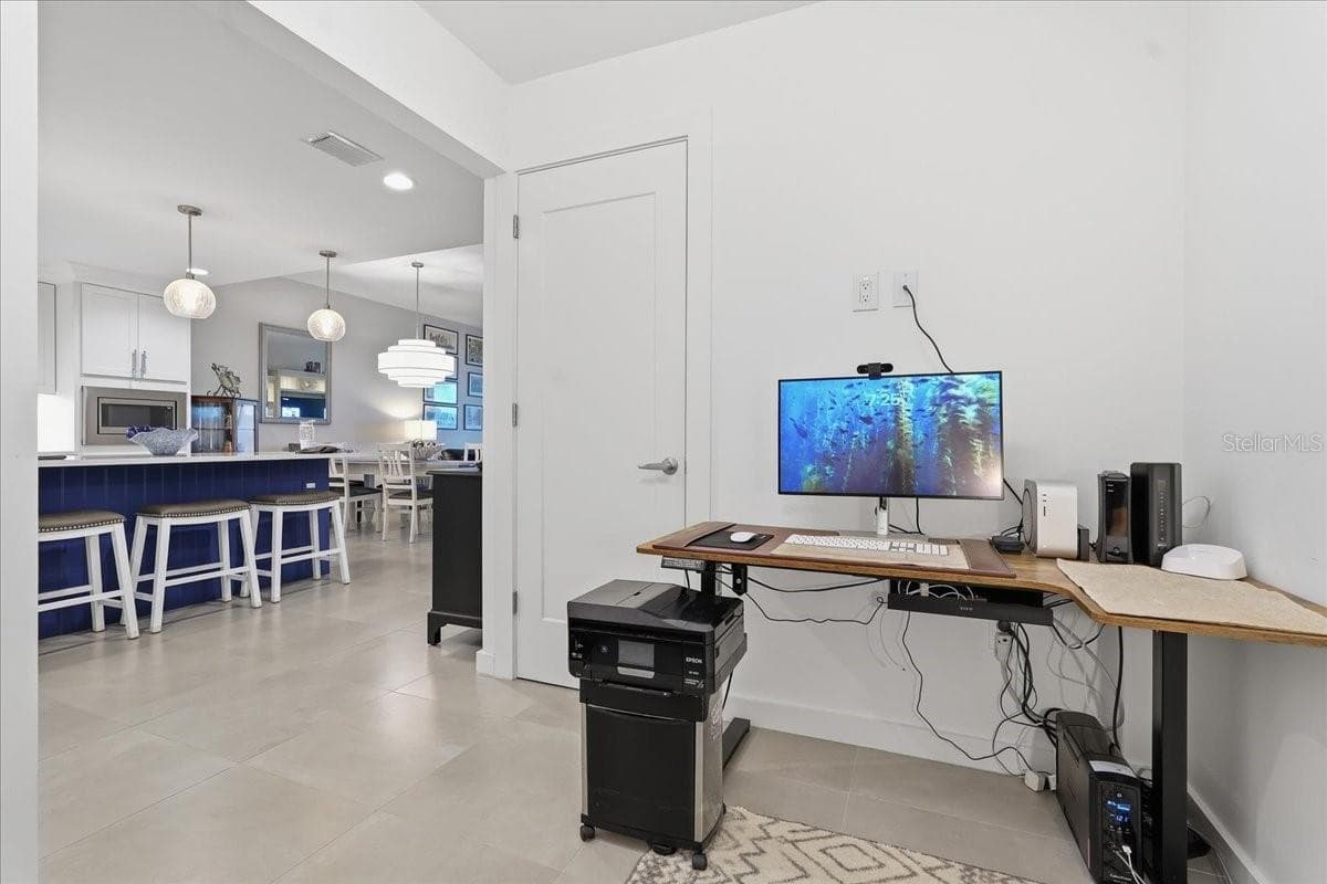 Condominium at 920 N OSCEOLA AVE #605, CLEARWATER, photo 22 of 64