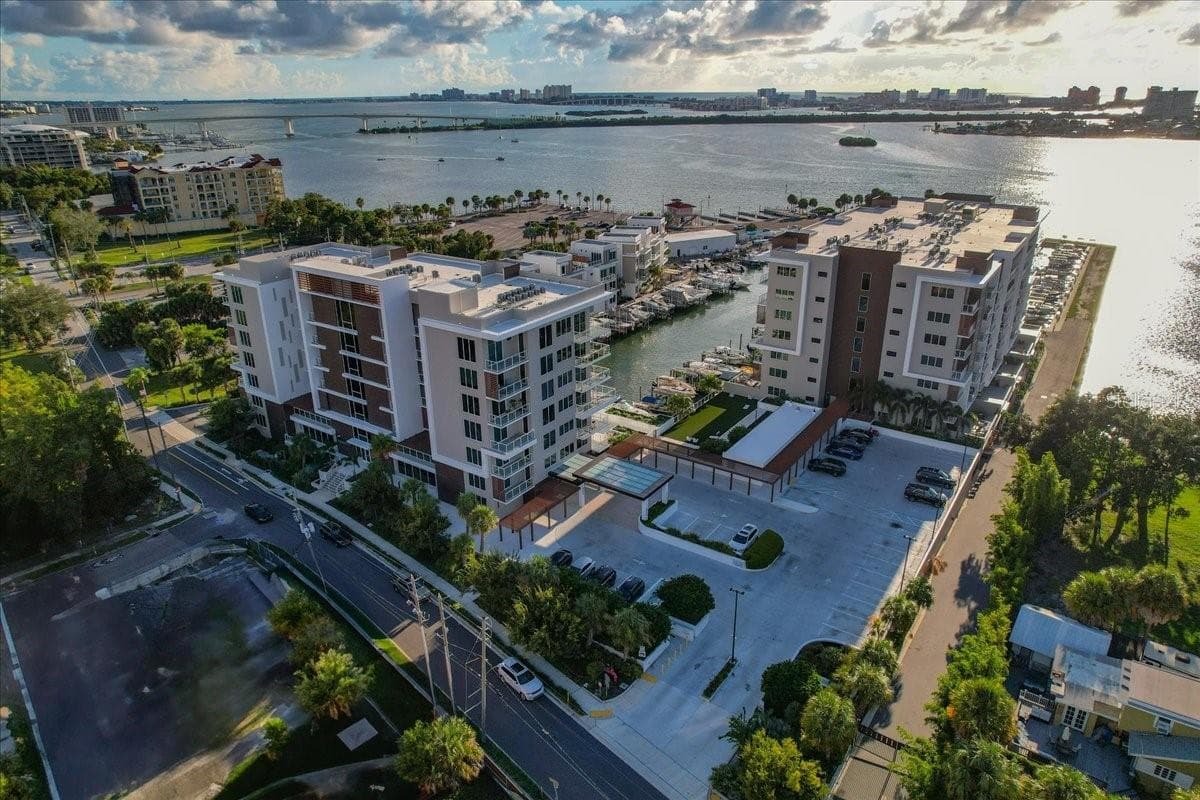 Condominium at 920 N OSCEOLA AVE #605, CLEARWATER, photo 48 of 64