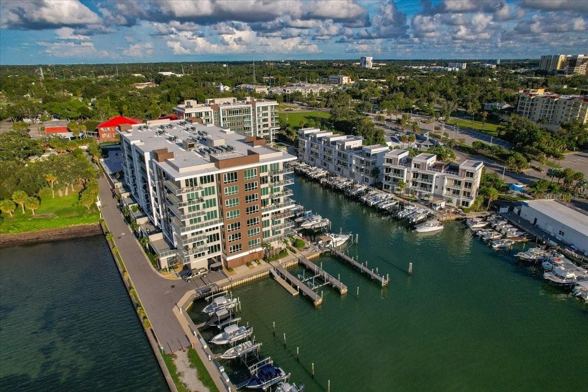 Condominium at 920 N OSCEOLA AVE #605, CLEARWATER, photo 51 of 64