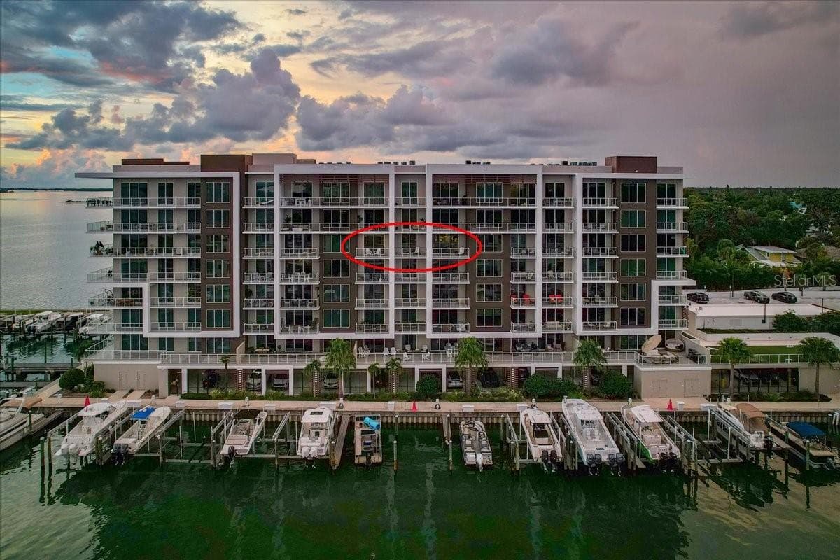 Condominium at 920 N OSCEOLA AVE #605, CLEARWATER, photo 58 of 64