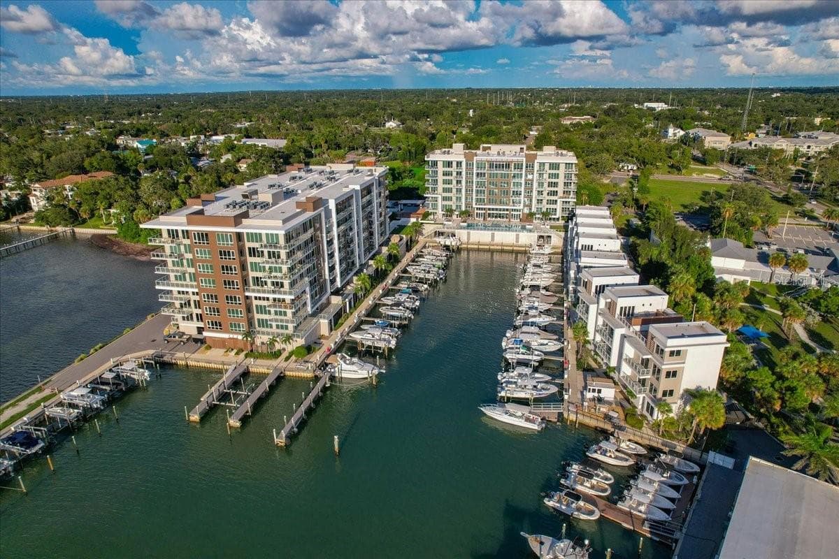 Condominium at 920 N OSCEOLA AVE #605, CLEARWATER, photo 62 of 64