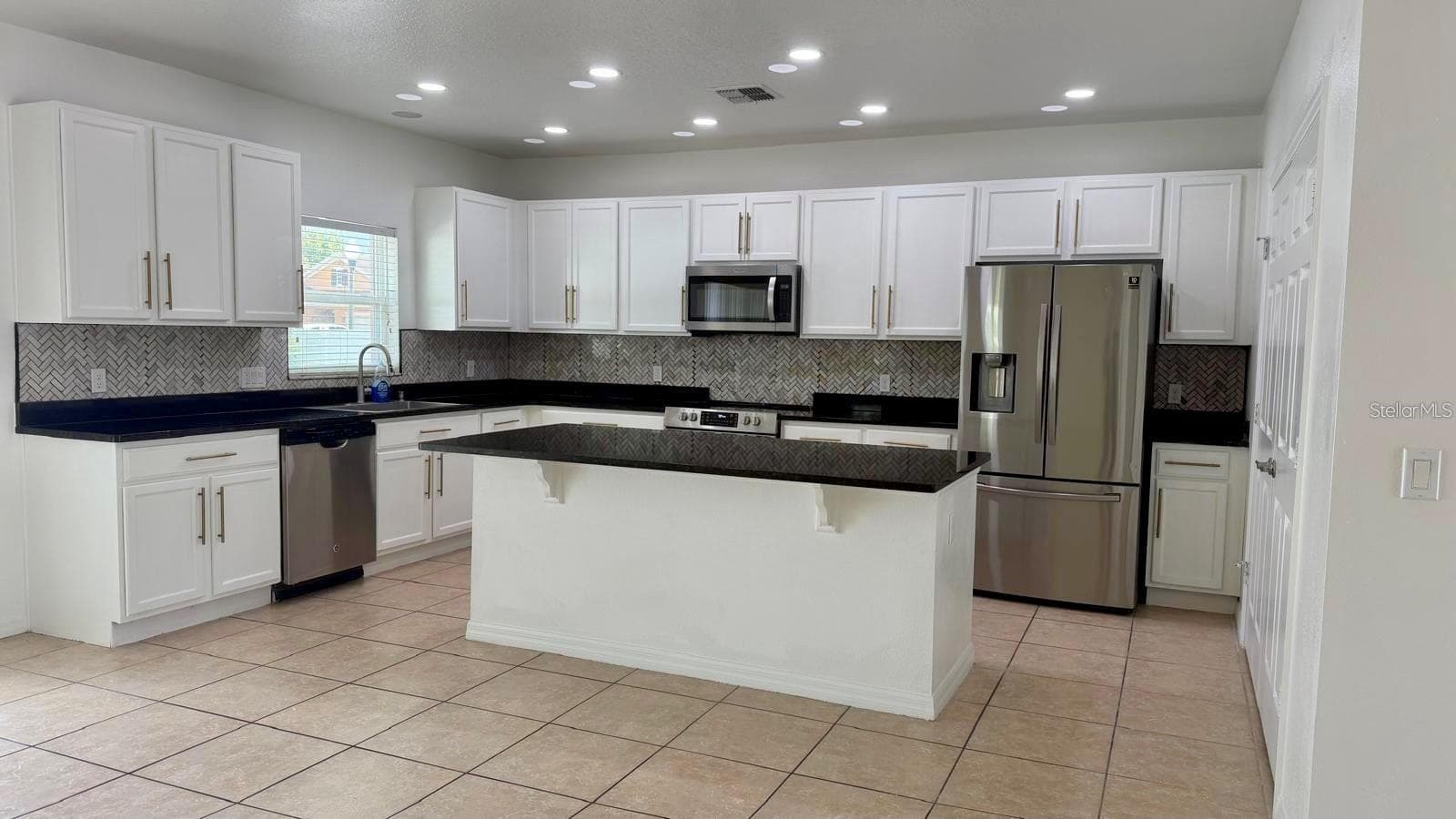 Single Family Residence at 2255 SHEBOYGAN PL, KISSIMMEE, photo 26 of 68