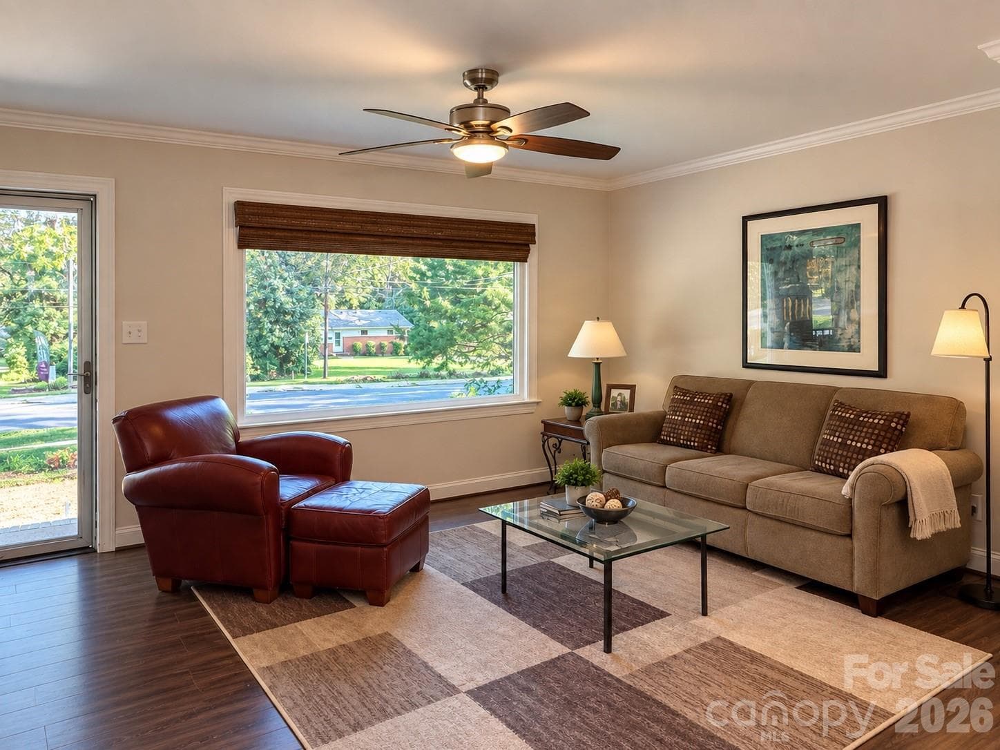 Single Family Residence at 2720 Shamrock Drive, Charlotte, photo 7 of 16