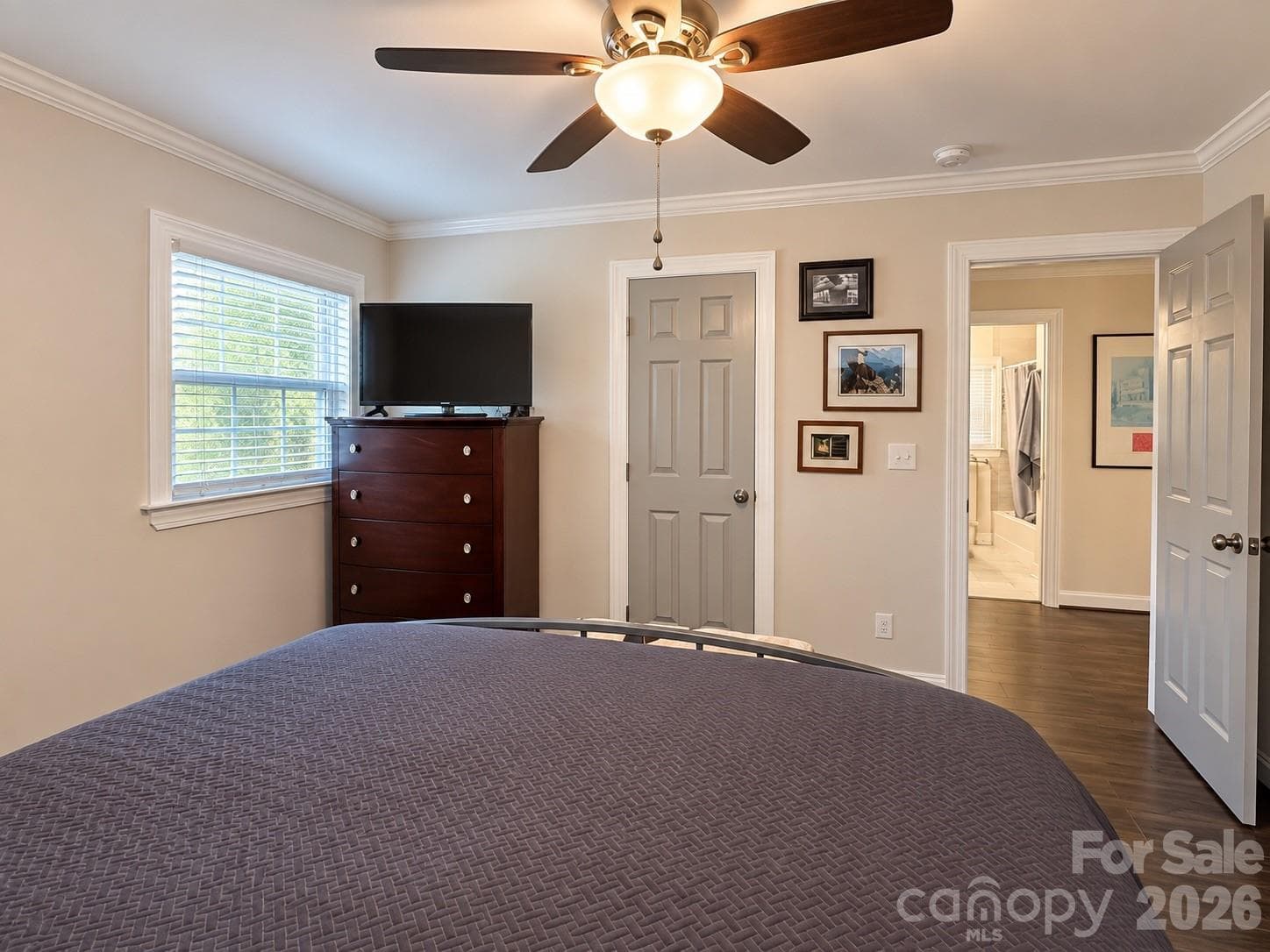 Single Family Residence at 2720 Shamrock Drive, Charlotte, photo 13 of 16