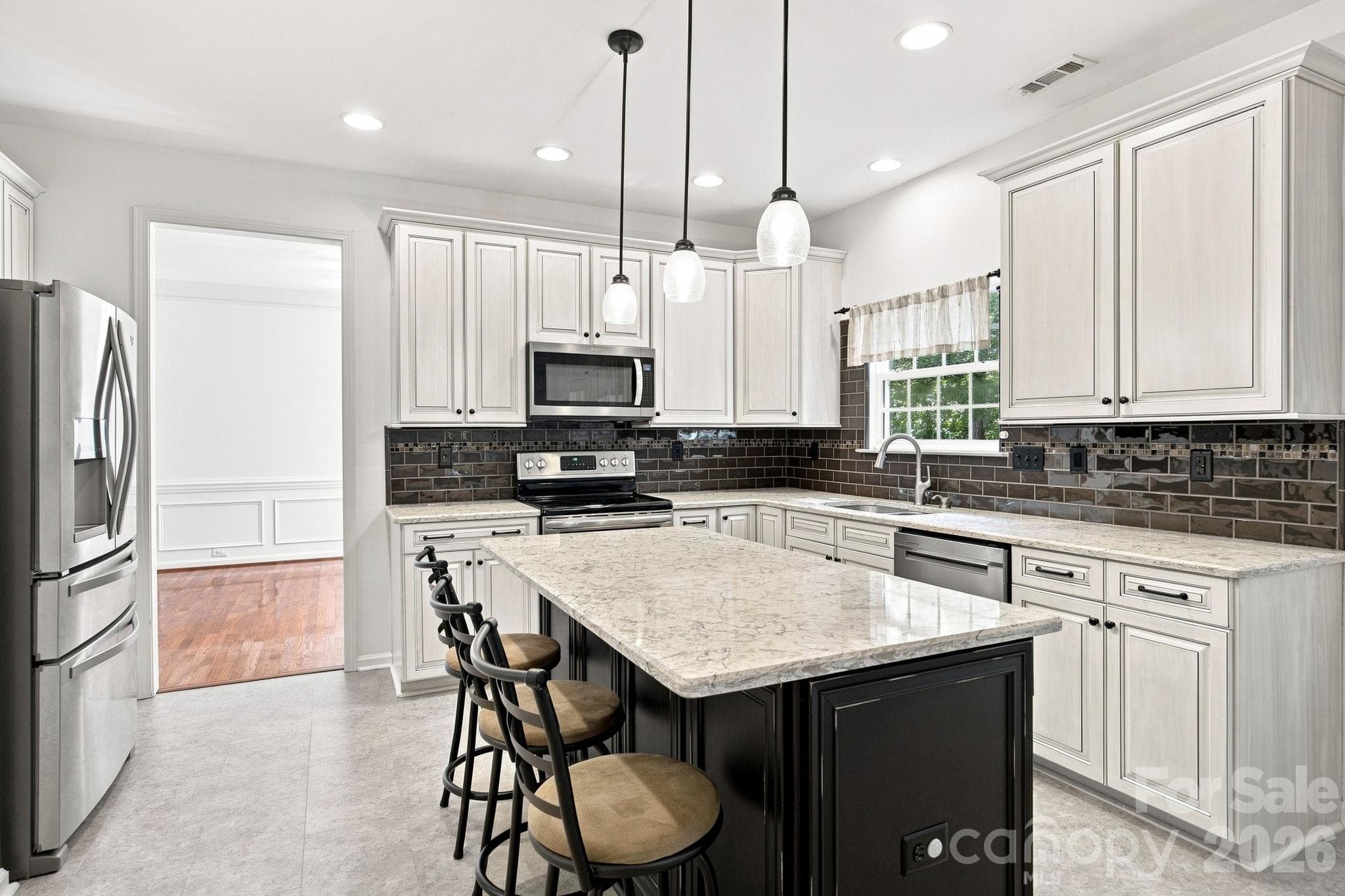 Kitchen - 10309 Elven Lane, Charlotte