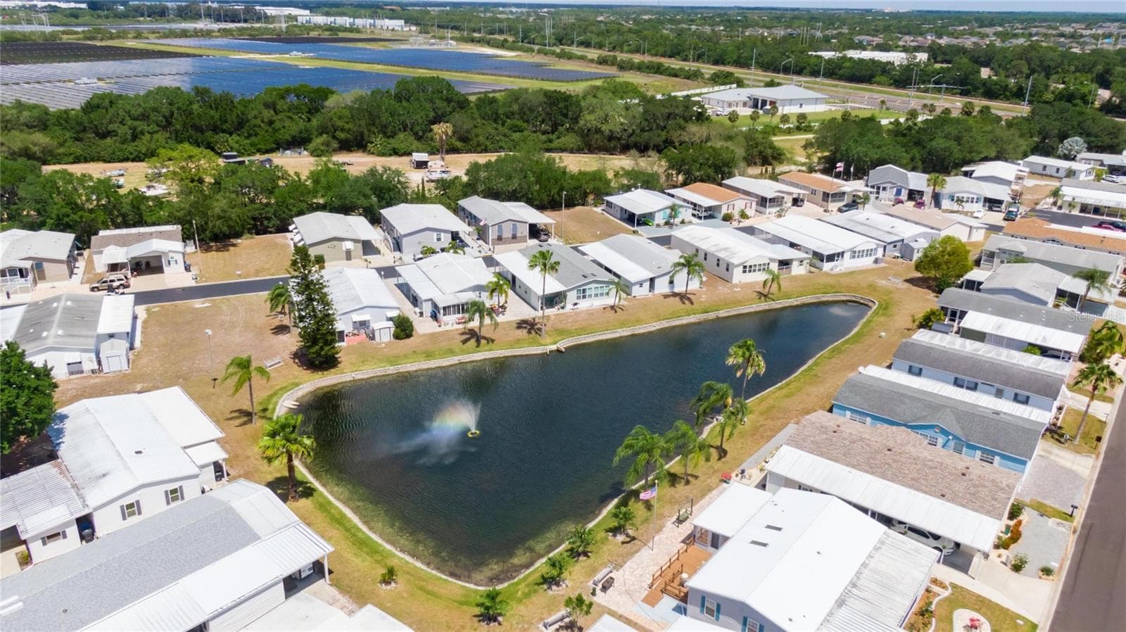 Manufactured Home at 225 S PORT ROYAL LN, APOLLO BEACH, photo 19 of 28