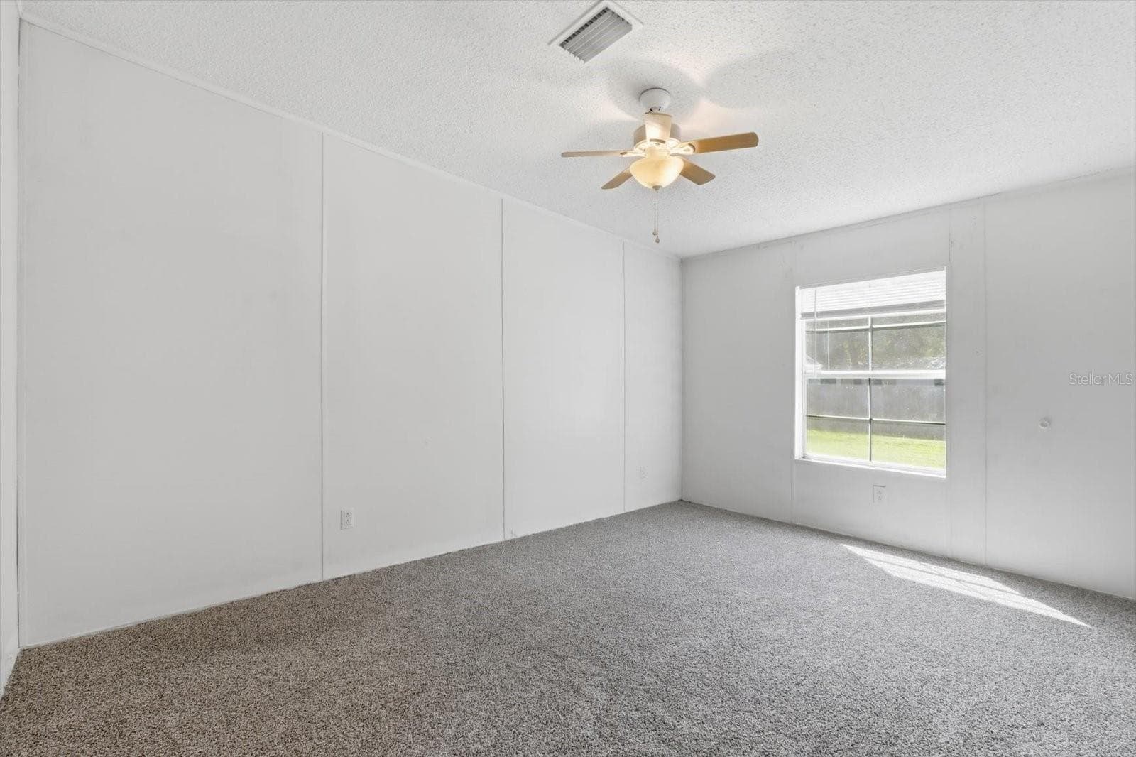 Manufactured Home at 3390 SE 146TH LN, SUMMERFIELD, photo 28 of 48