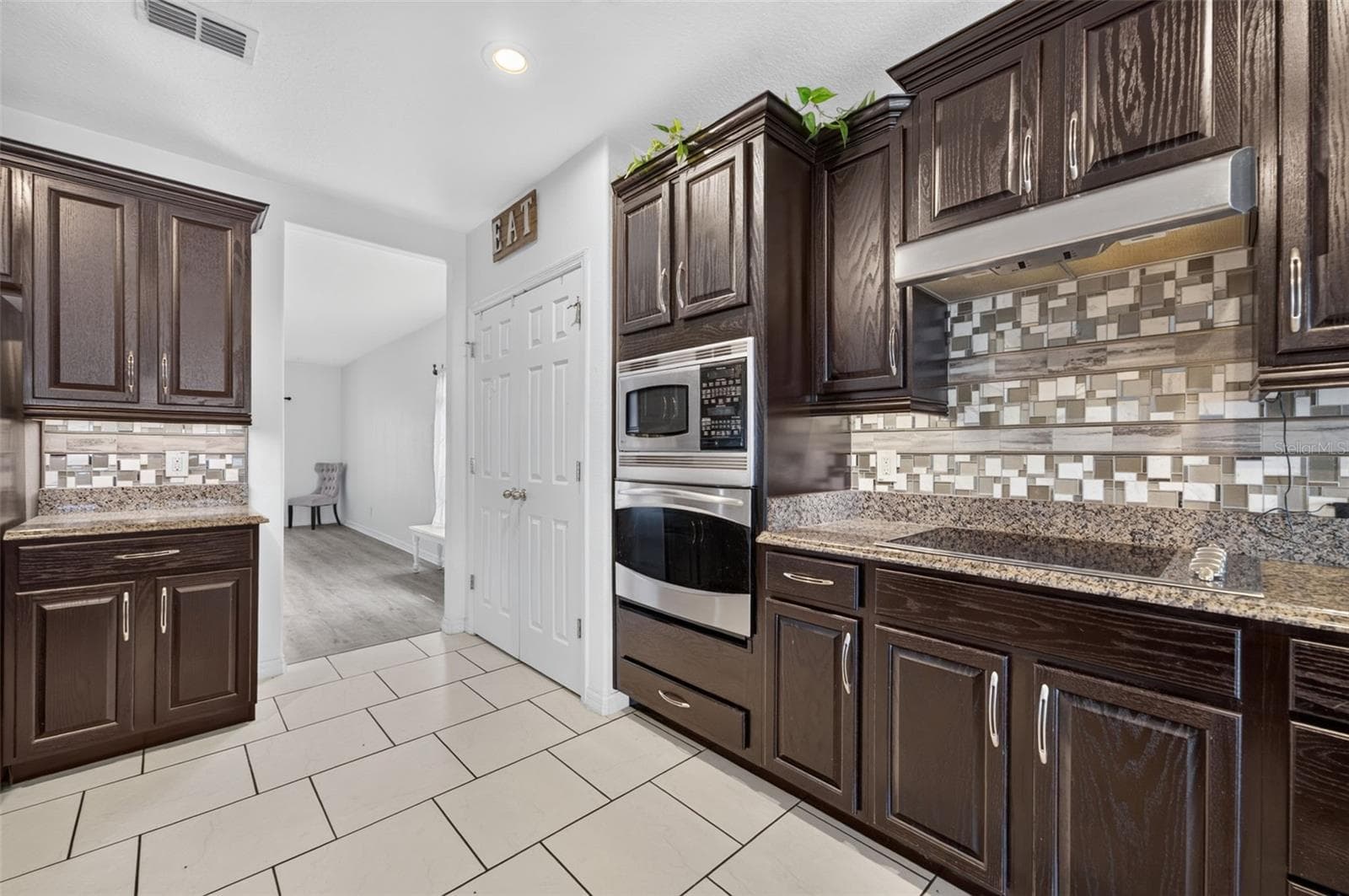 Single Family Residence at 10234 LENOX ST, CLERMONT, photo 14 of 44