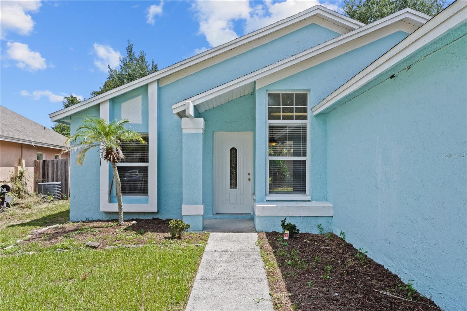 Single Family Residence at 8851 PARLIAMENT CT, KISSIMMEE, photo 6 of 35