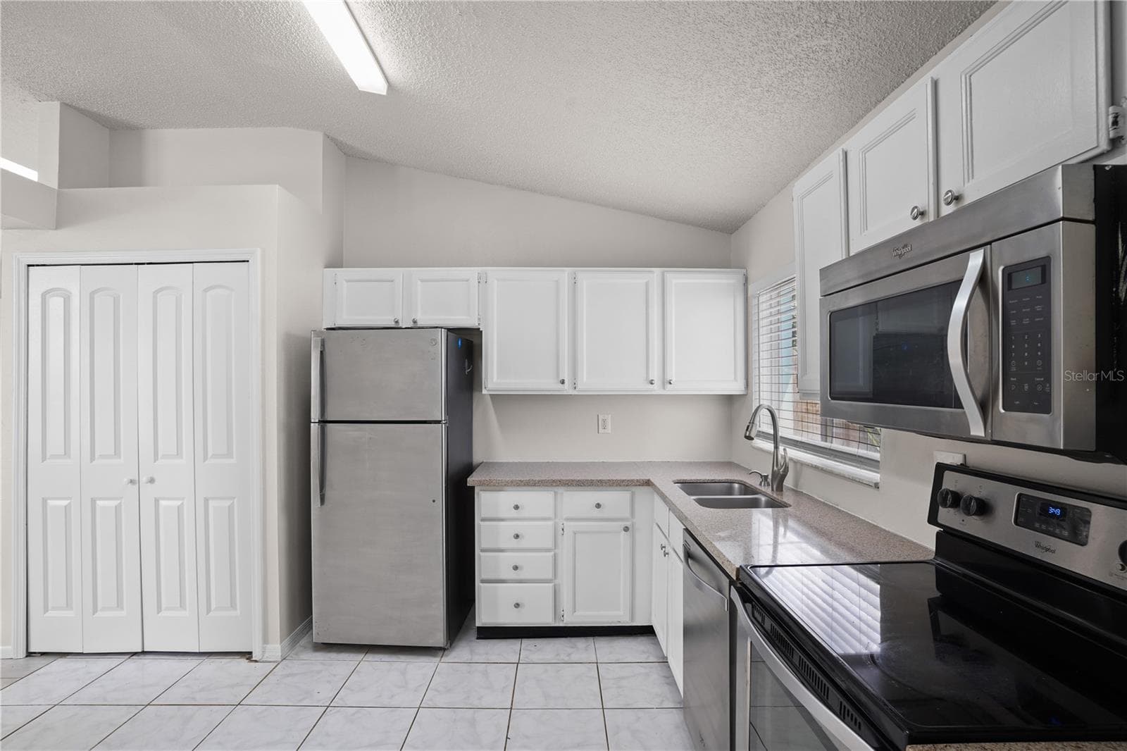 Single Family Residence at 8851 PARLIAMENT CT, KISSIMMEE, photo 13 of 35