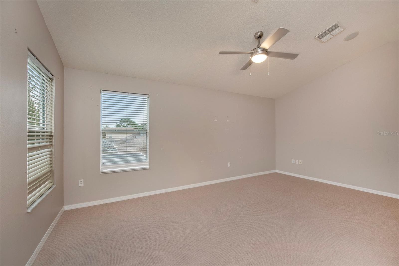 Upstairs Loft - 4883 W BREEZE CIR, PALM HARBOR
