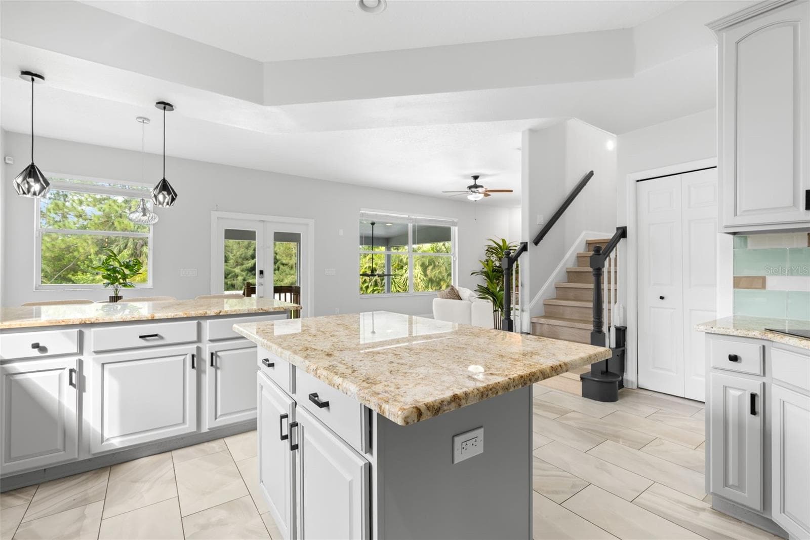 Single Family Residence at 9240 SAN MARTIN BLVD NE, ST PETERSBURG, photo 18 of 67