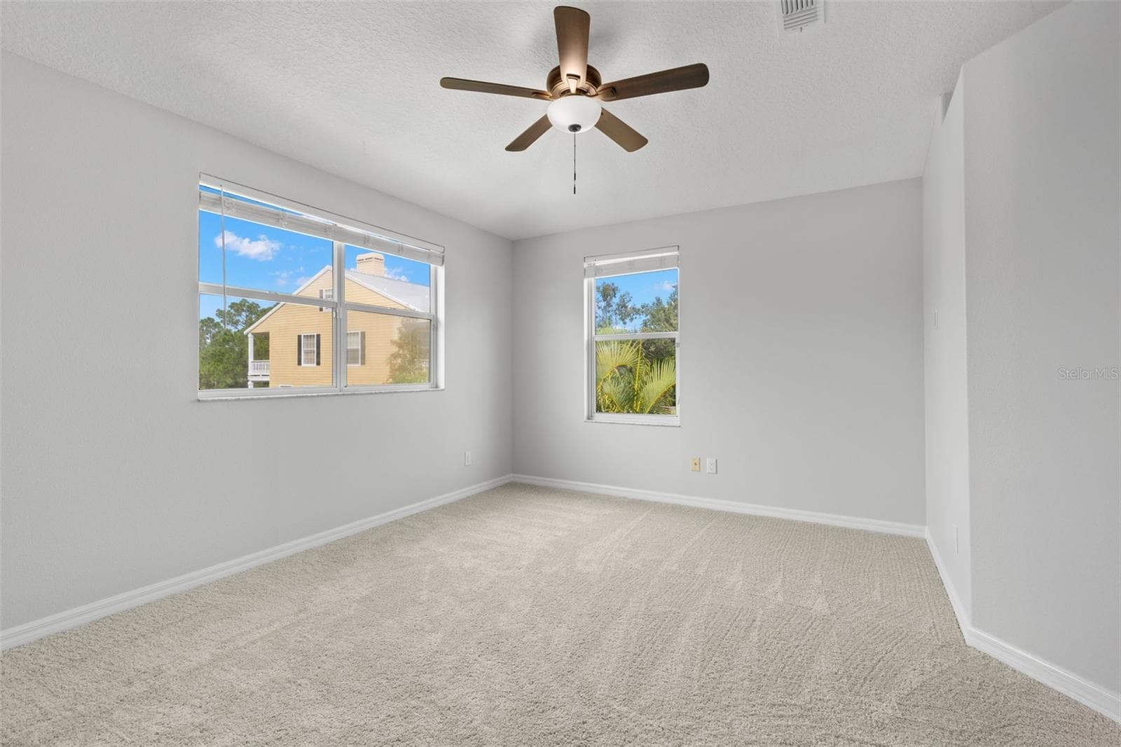Single Family Residence at 9240 SAN MARTIN BLVD NE, ST PETERSBURG, photo 40 of 67