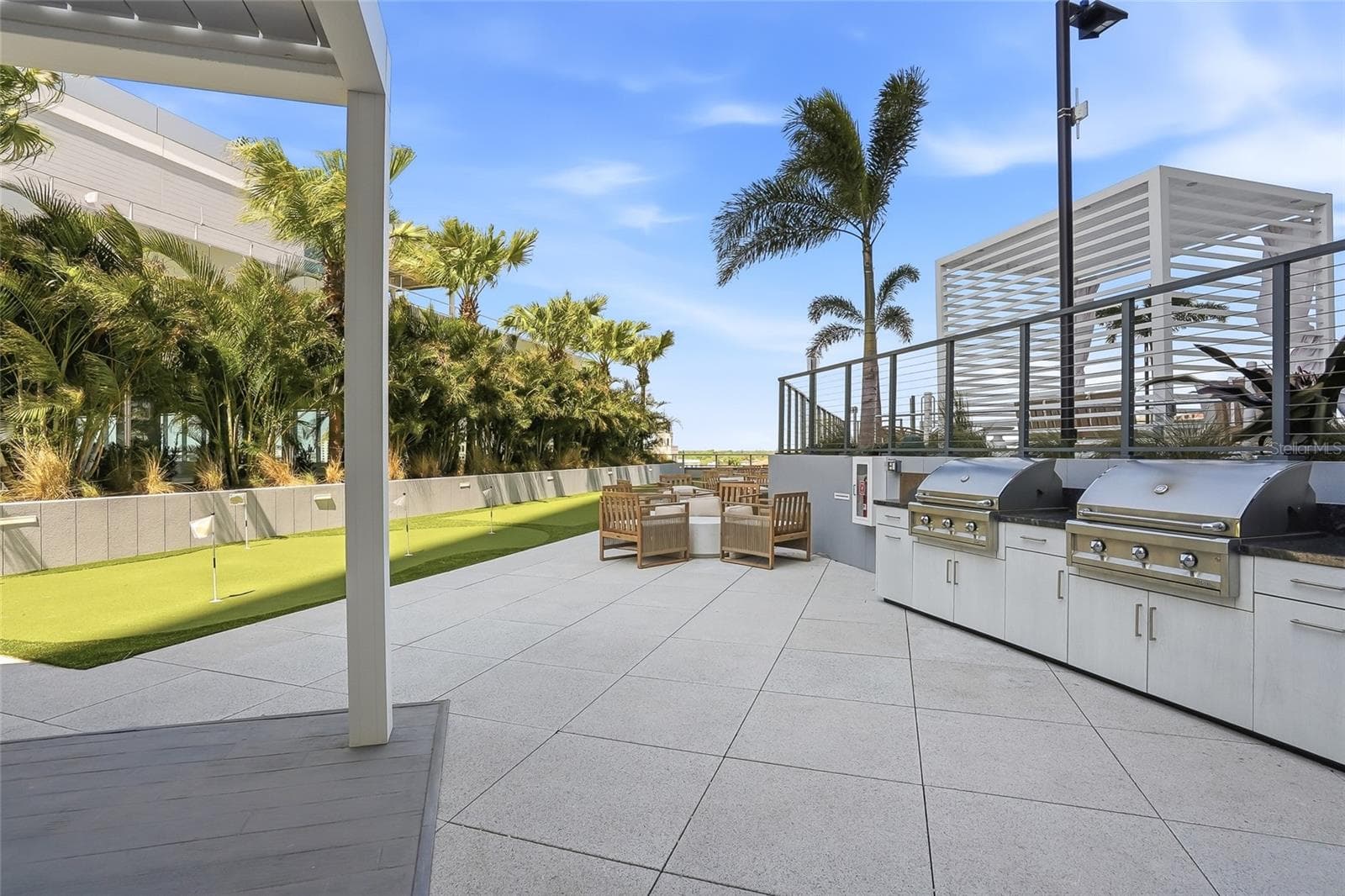 Condominium at 400 CENTRAL AVE #1901, ST PETERSBURG, photo 45 of 63