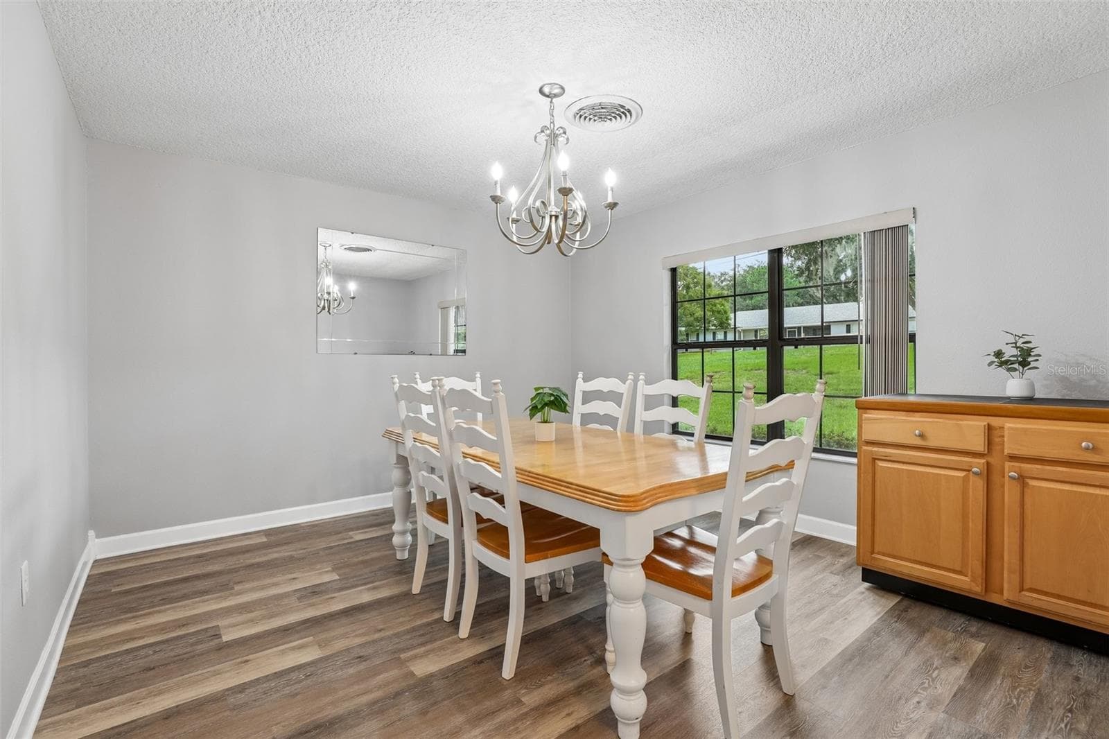 Single Family Residence at 1460 GROVE ST, EUSTIS, photo 8 of 94
