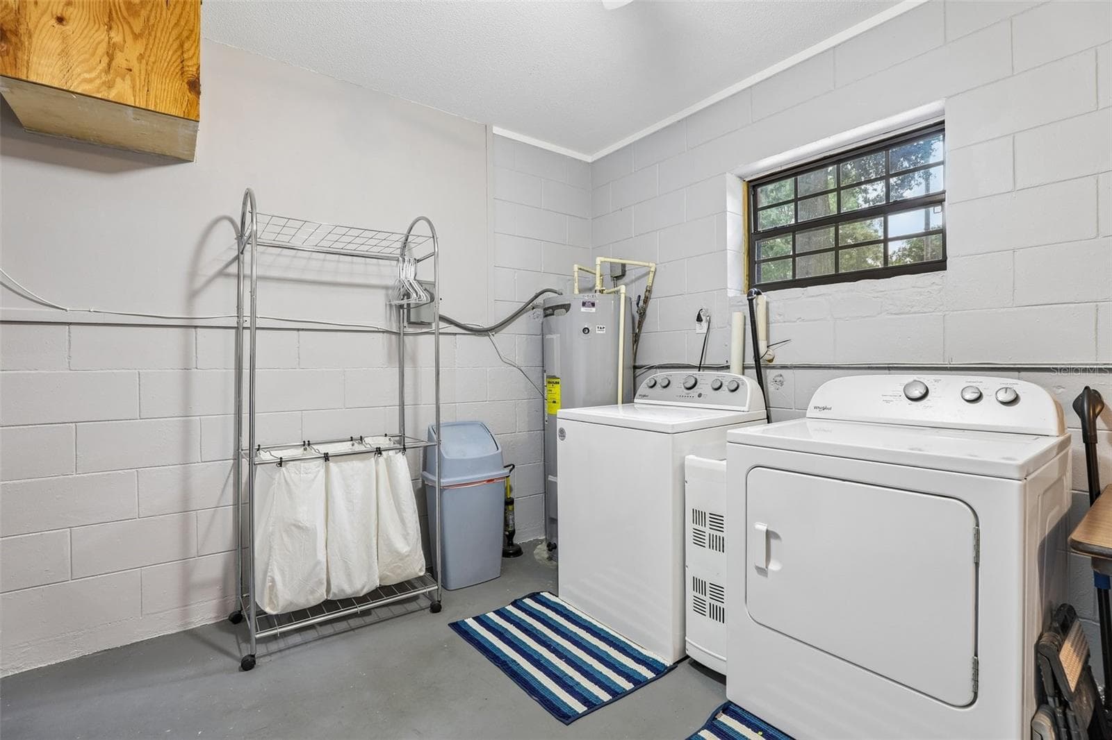 Laundry room - 1460 GROVE ST, EUSTIS
