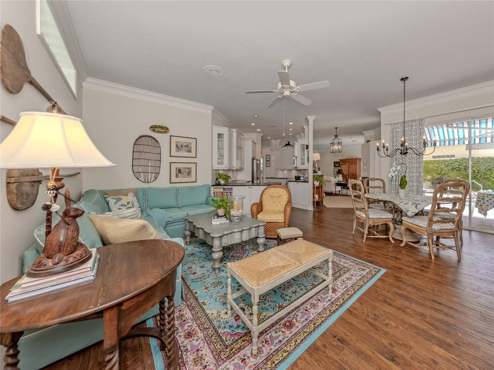 Single Family Residence at 228 VESTAVIA DR, VENICE, photo 18 of 76