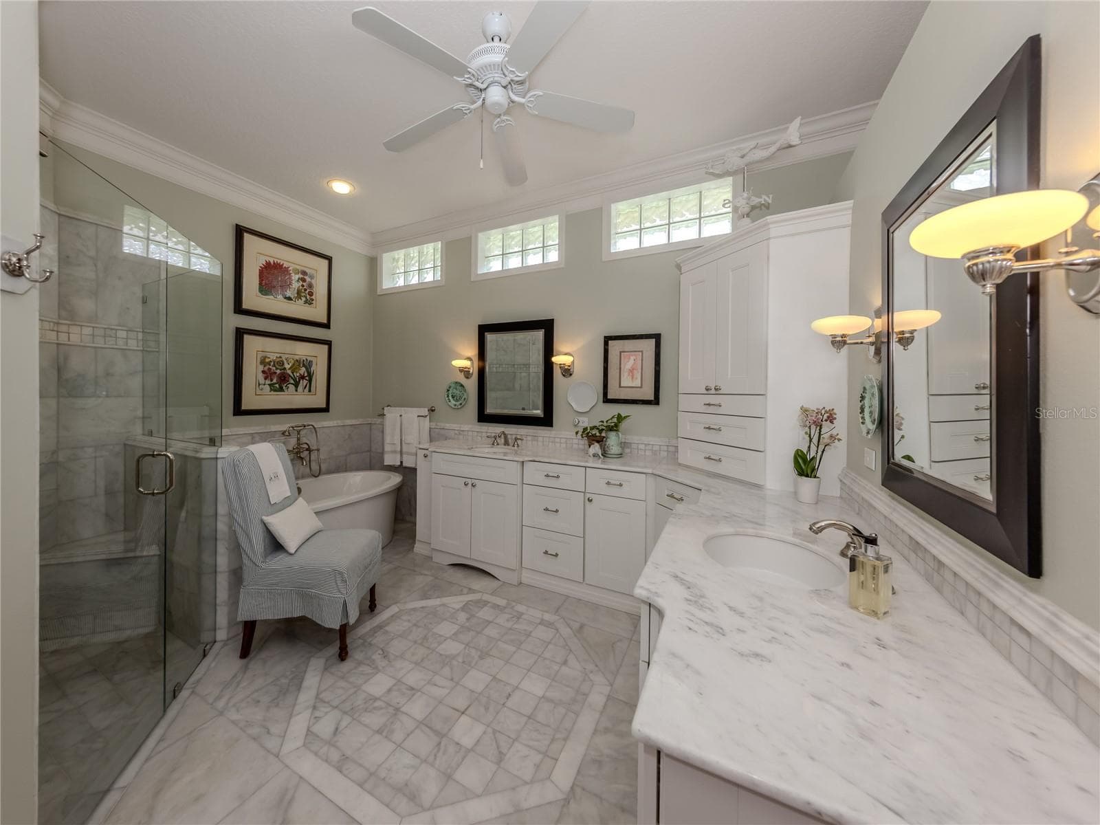 Single Family Residence at 228 VESTAVIA DR, VENICE, photo 22 of 76