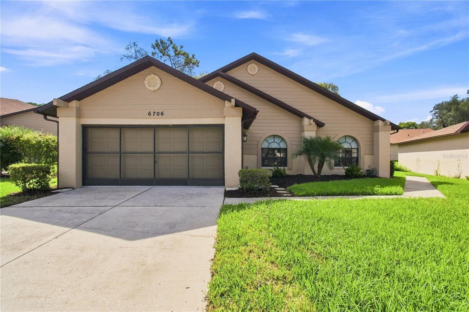 Villa at 6706 OAK CLUSTER CIR, SPRING HILL, photo 4 of 78