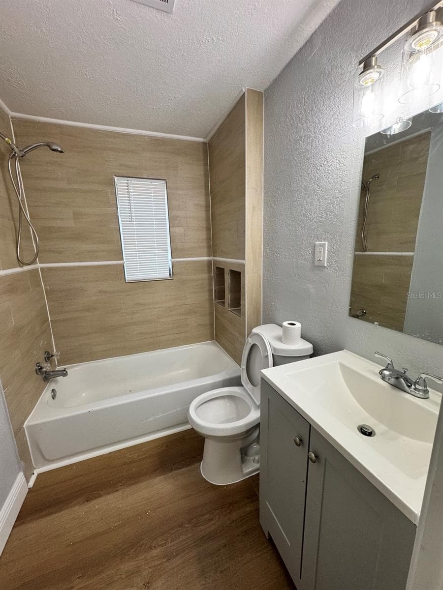 Duplex at 1320 S OLEANDER AVE, SANFORD, photo 14 of 20