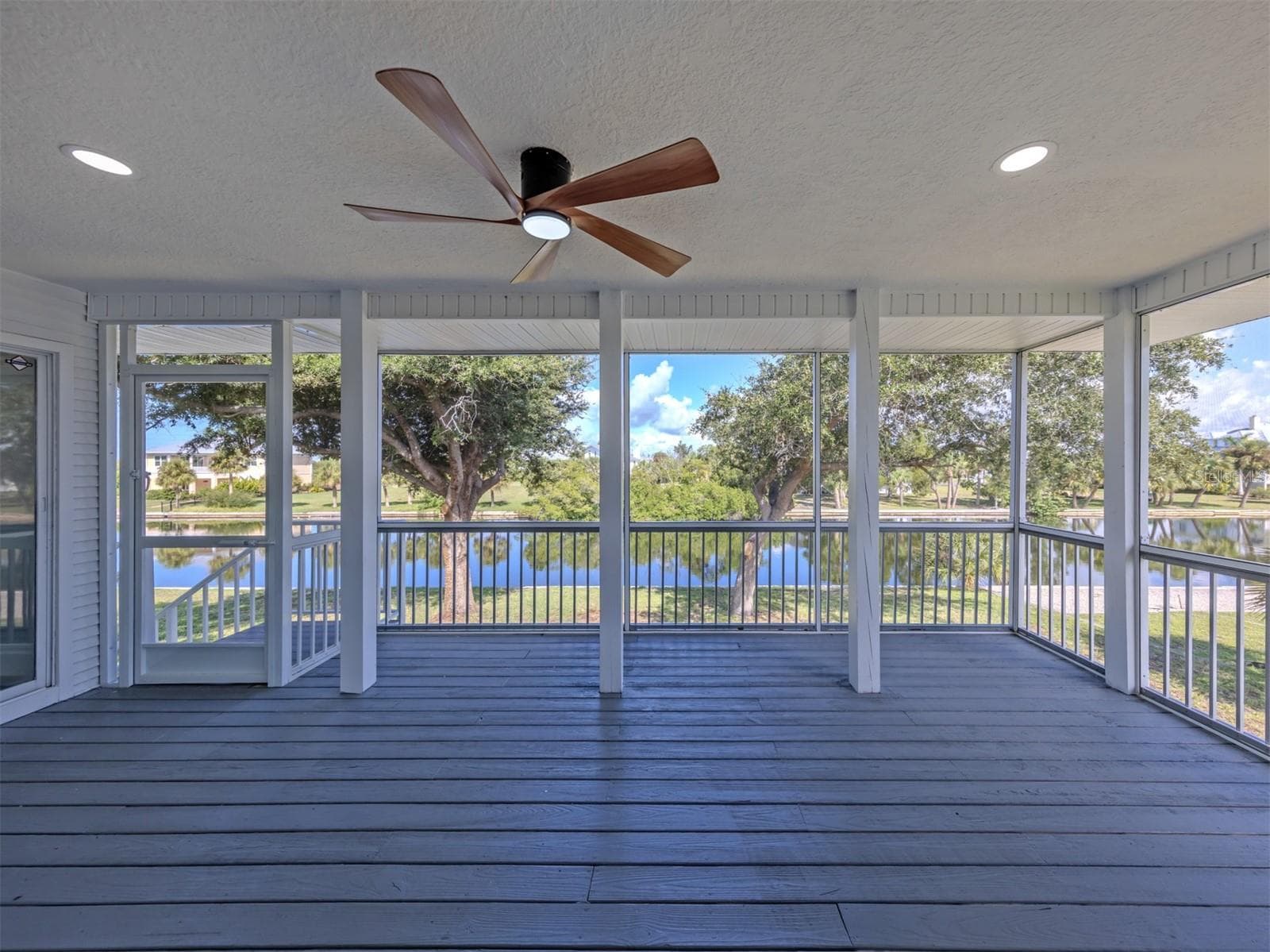 Single Family Residence at 13075 VIA CASSIA, PLACIDA, photo 15 of 47