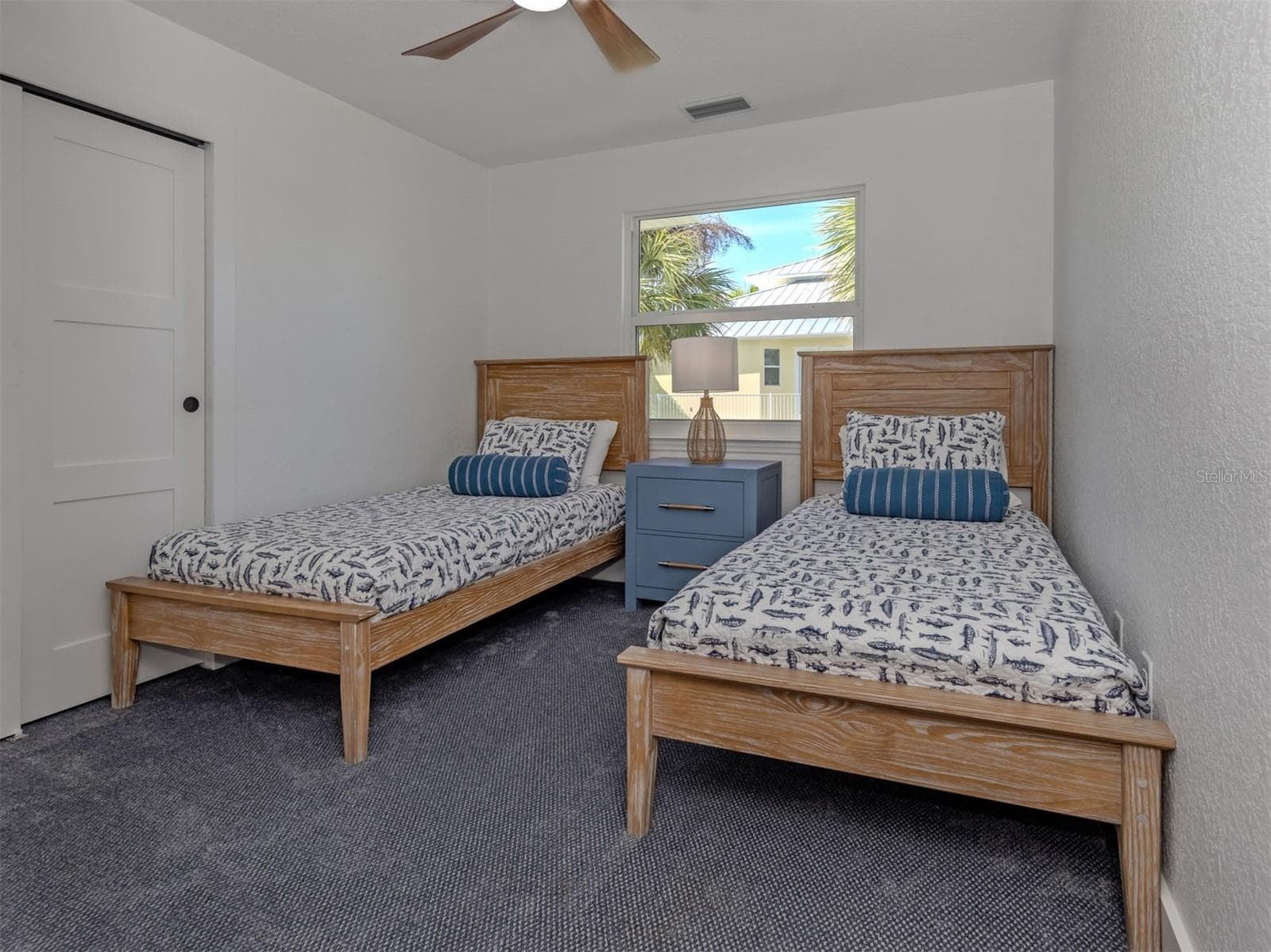 Single Family Residence at 13075 VIA CASSIA, PLACIDA, photo 17 of 47