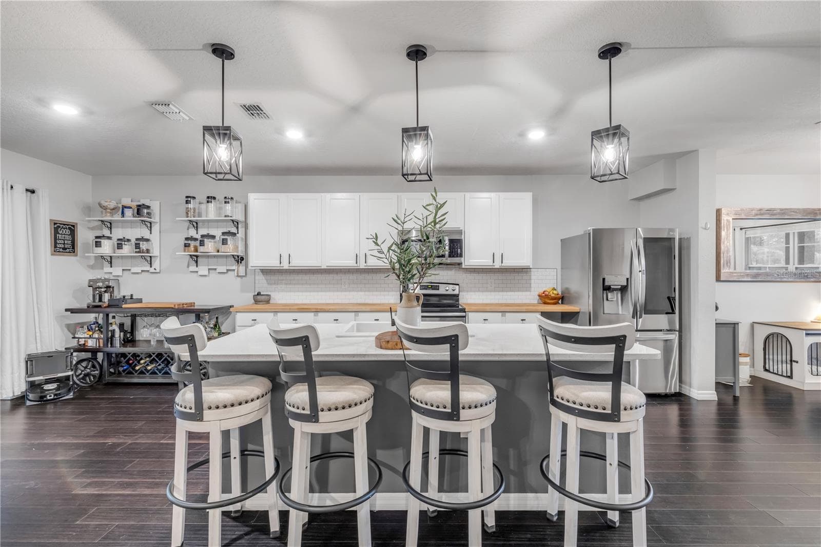 Kitchen - 143 OLD MILL POND RD, EDGEWATER