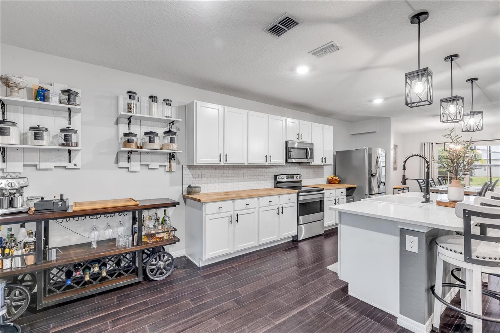 Kitchen - 143 OLD MILL POND RD, EDGEWATER