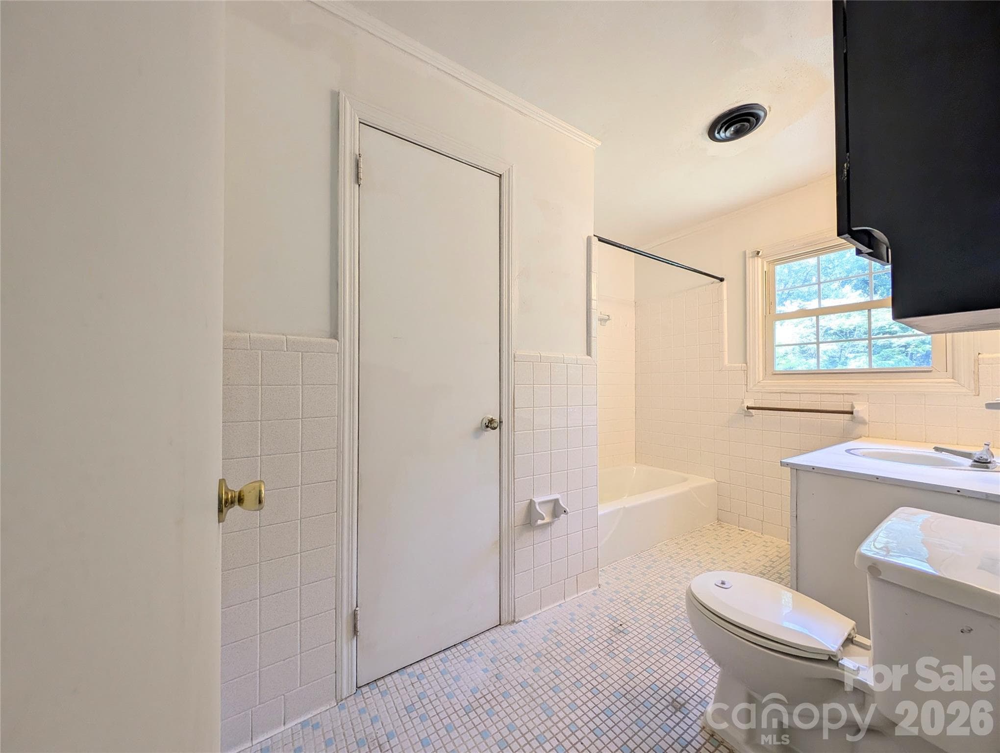 Single Family Residence at 164 Blackmon Circle, Kershaw, photo 23 of 35