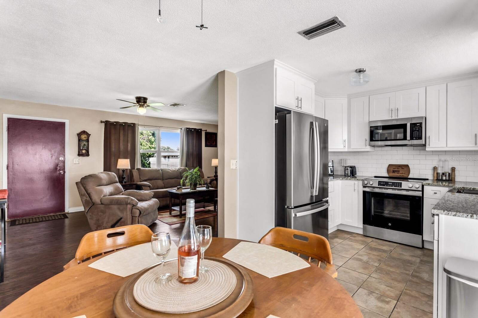 Single Family Residence at 407 OCEAN CT, LARGO, photo 11 of 33