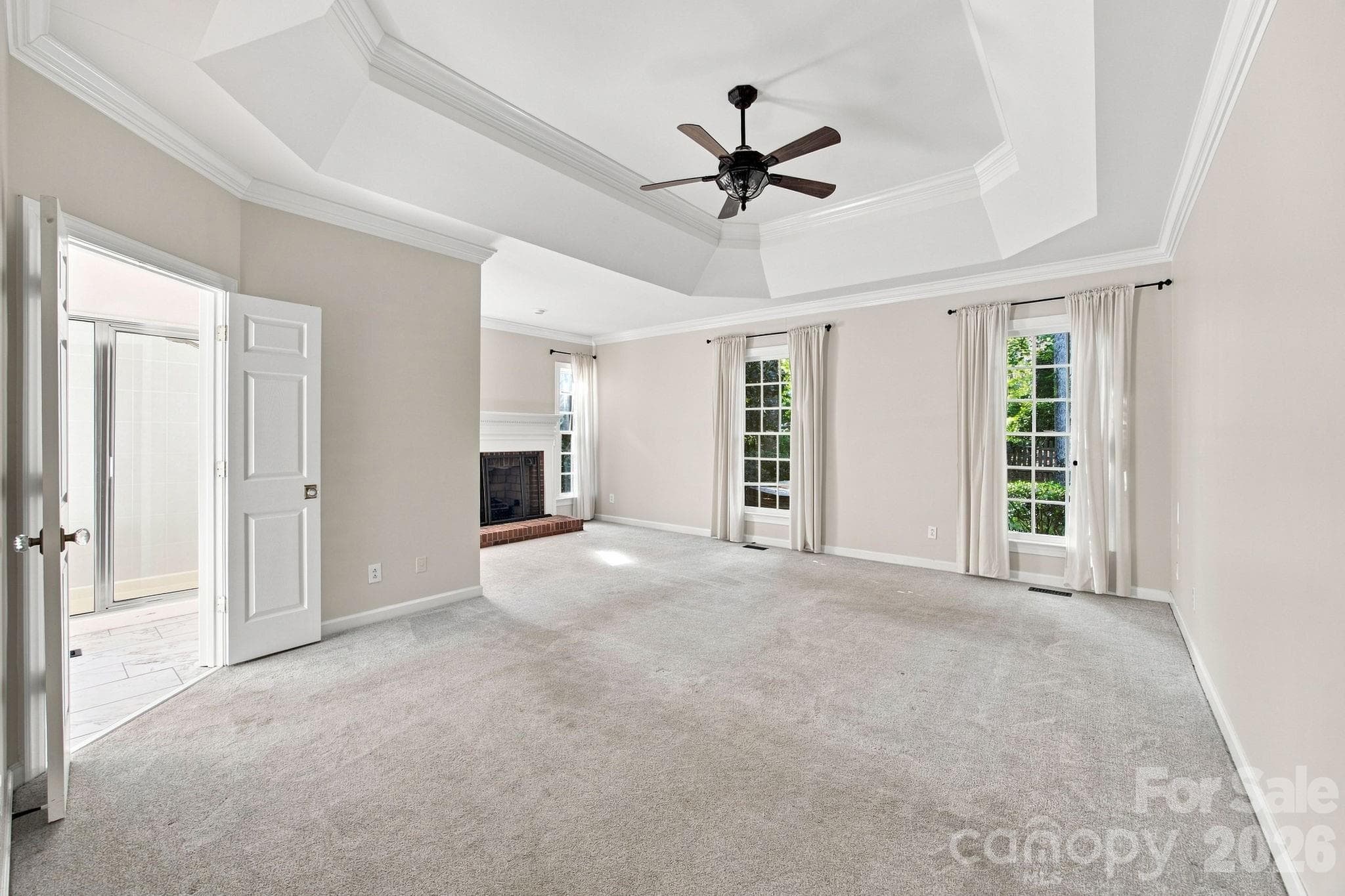 Single Family Residence at 5111 Downing Creek Drive, Charlotte, photo 5 of 48