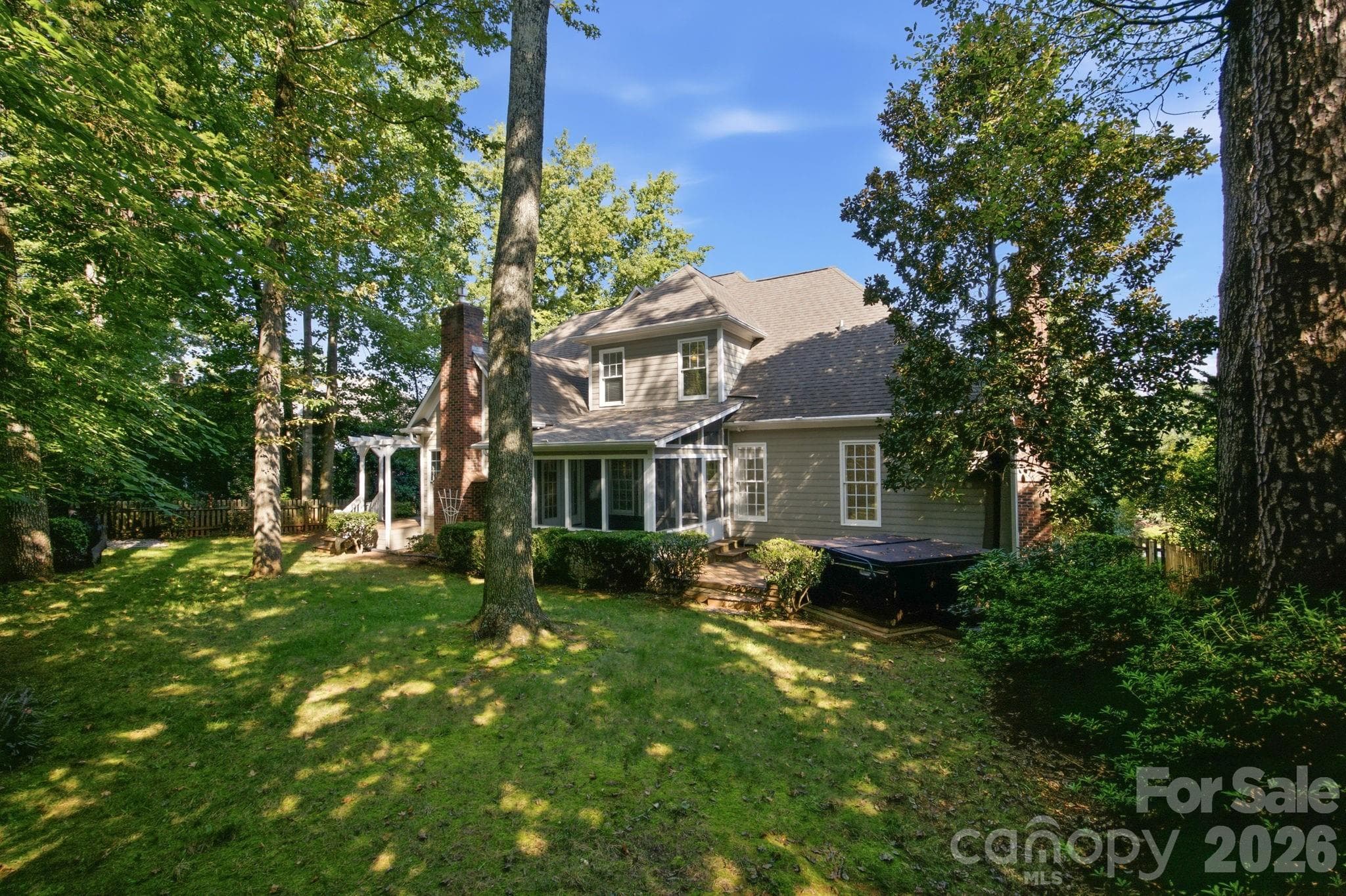 Single Family Residence at 5111 Downing Creek Drive, Charlotte, photo 32 of 48