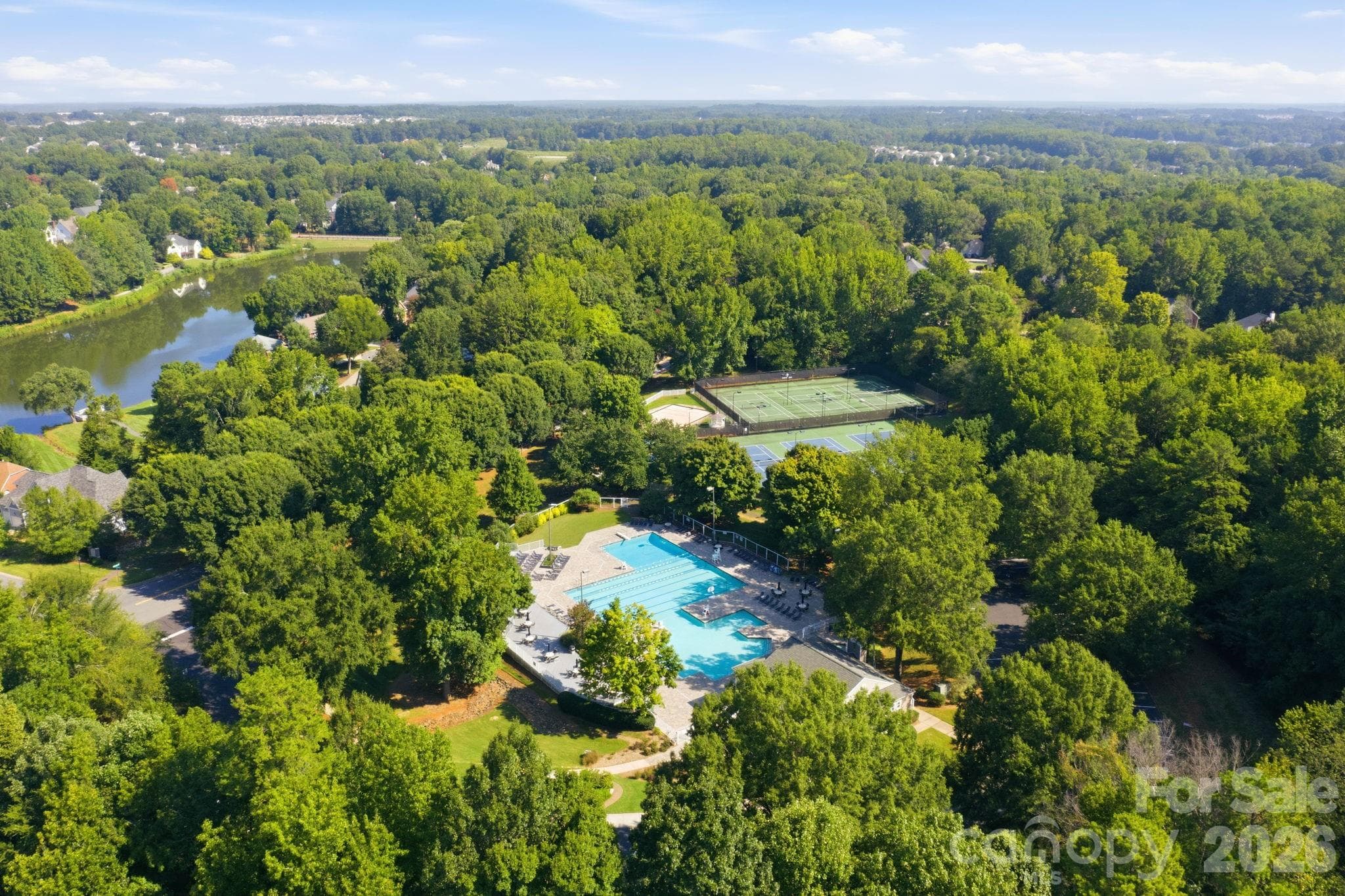 Single Family Residence at 5111 Downing Creek Drive, Charlotte, photo 42 of 48
