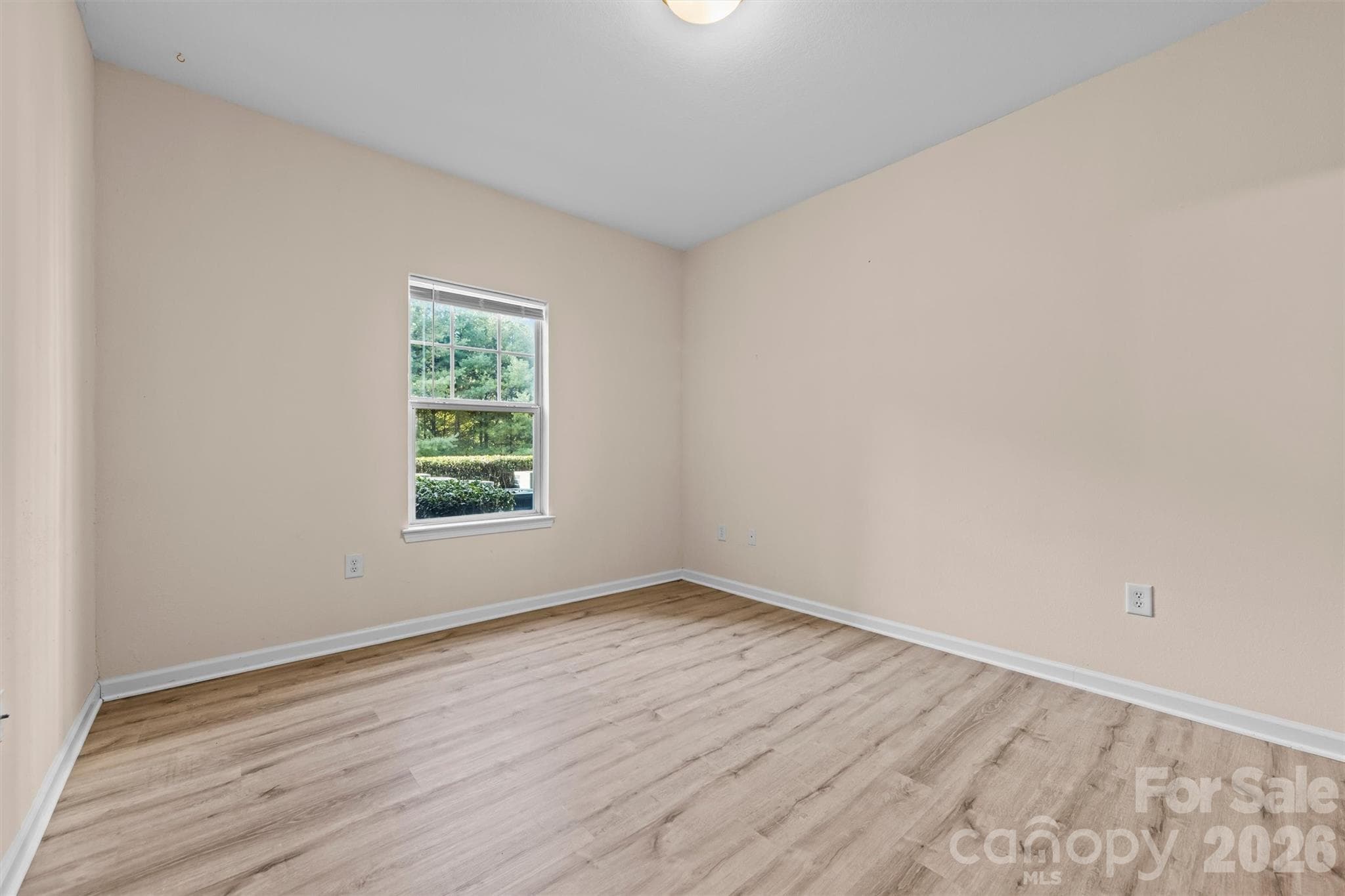 Condominium at 100 Vista Lake Drive, Candler, photo 27 of 55