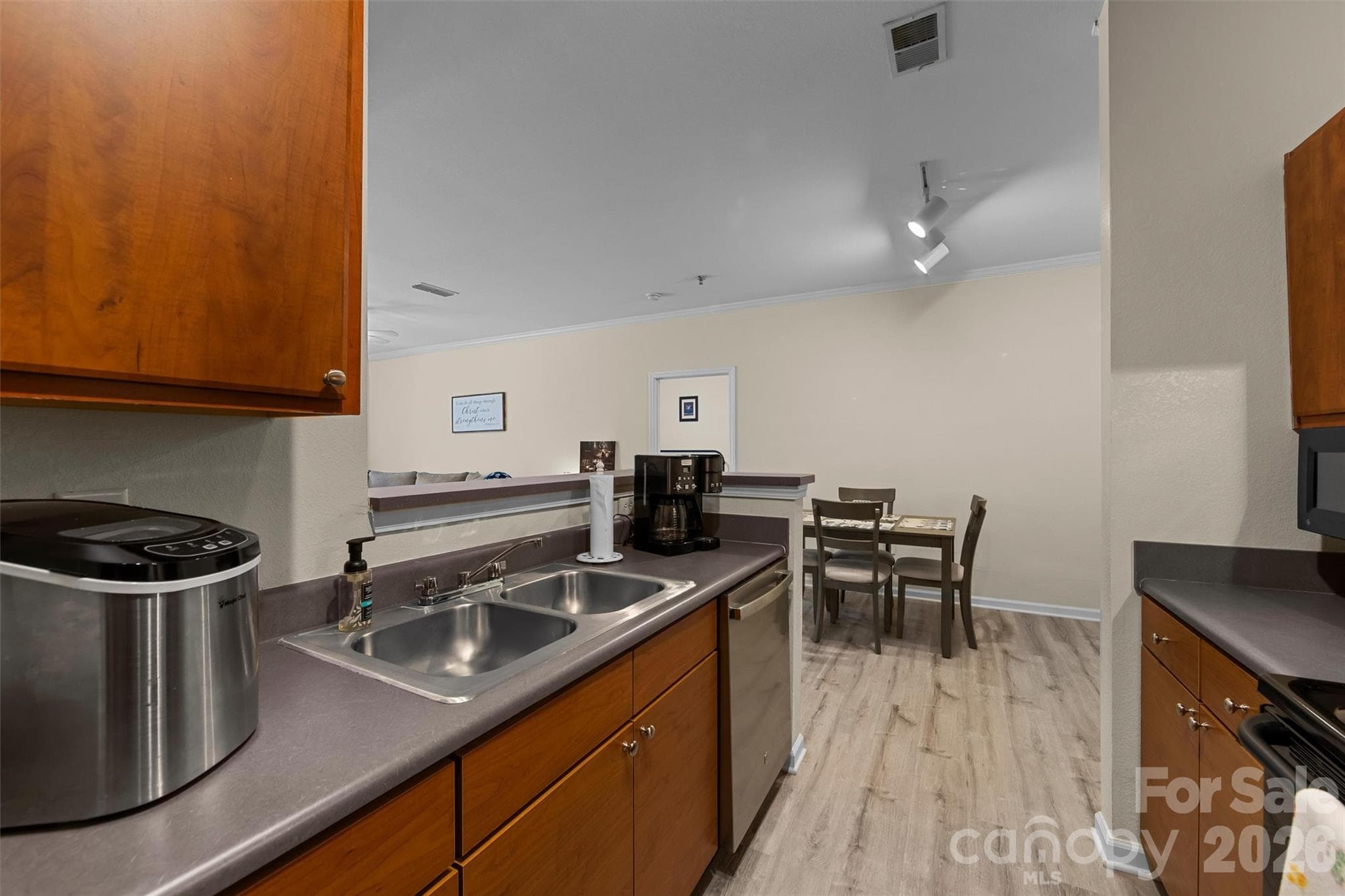Condominium at 100 Vista Lake Drive, Candler, photo 22 of 55