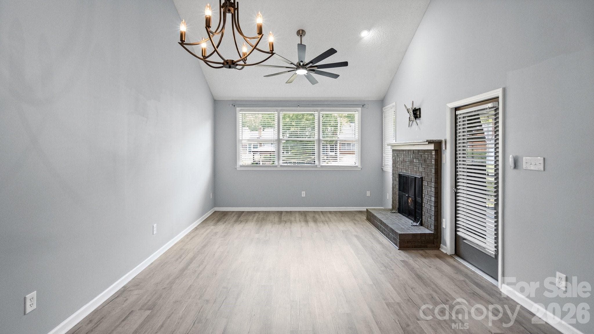 Townhouse at 19942 Oak Leaf Circle, Cornelius, photo 9 of 24