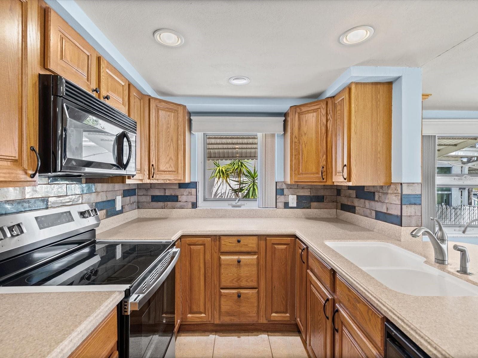 Kitchen - 12612 4TH ISLE, HUDSON