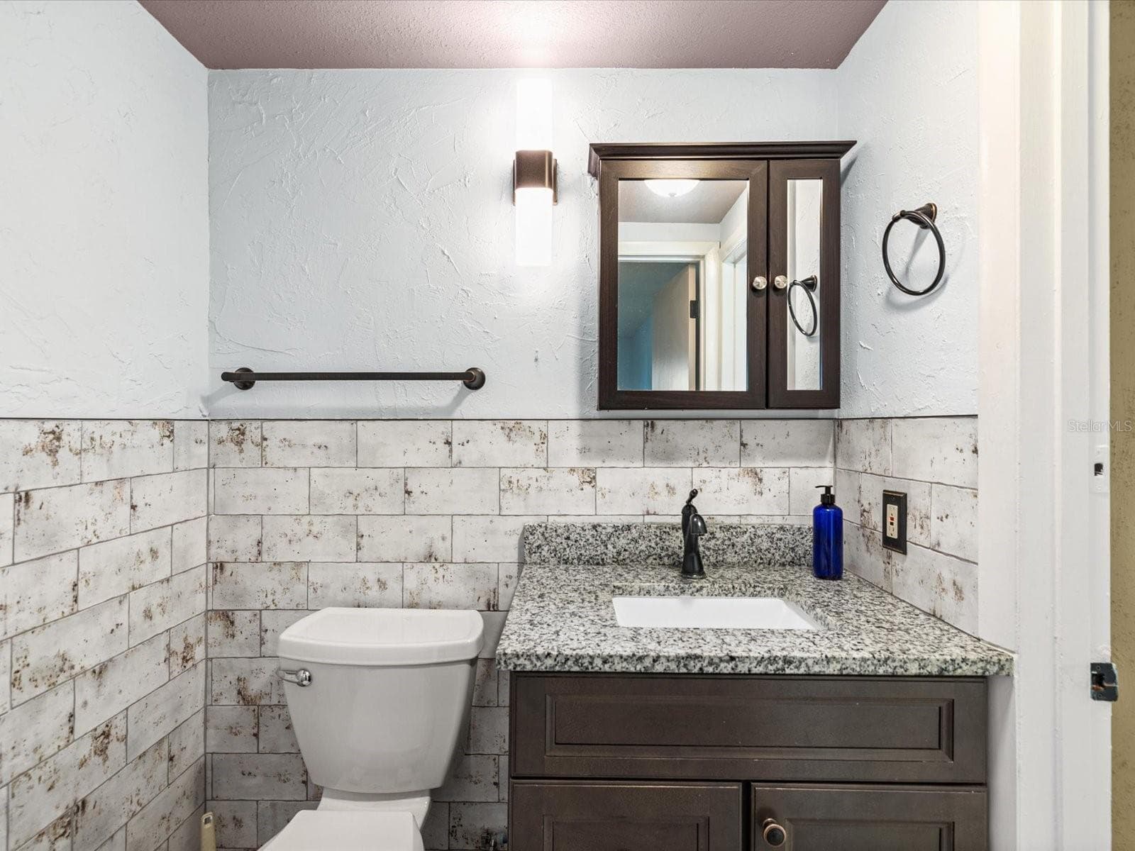Half Bathroom - 12612 4TH ISLE, HUDSON