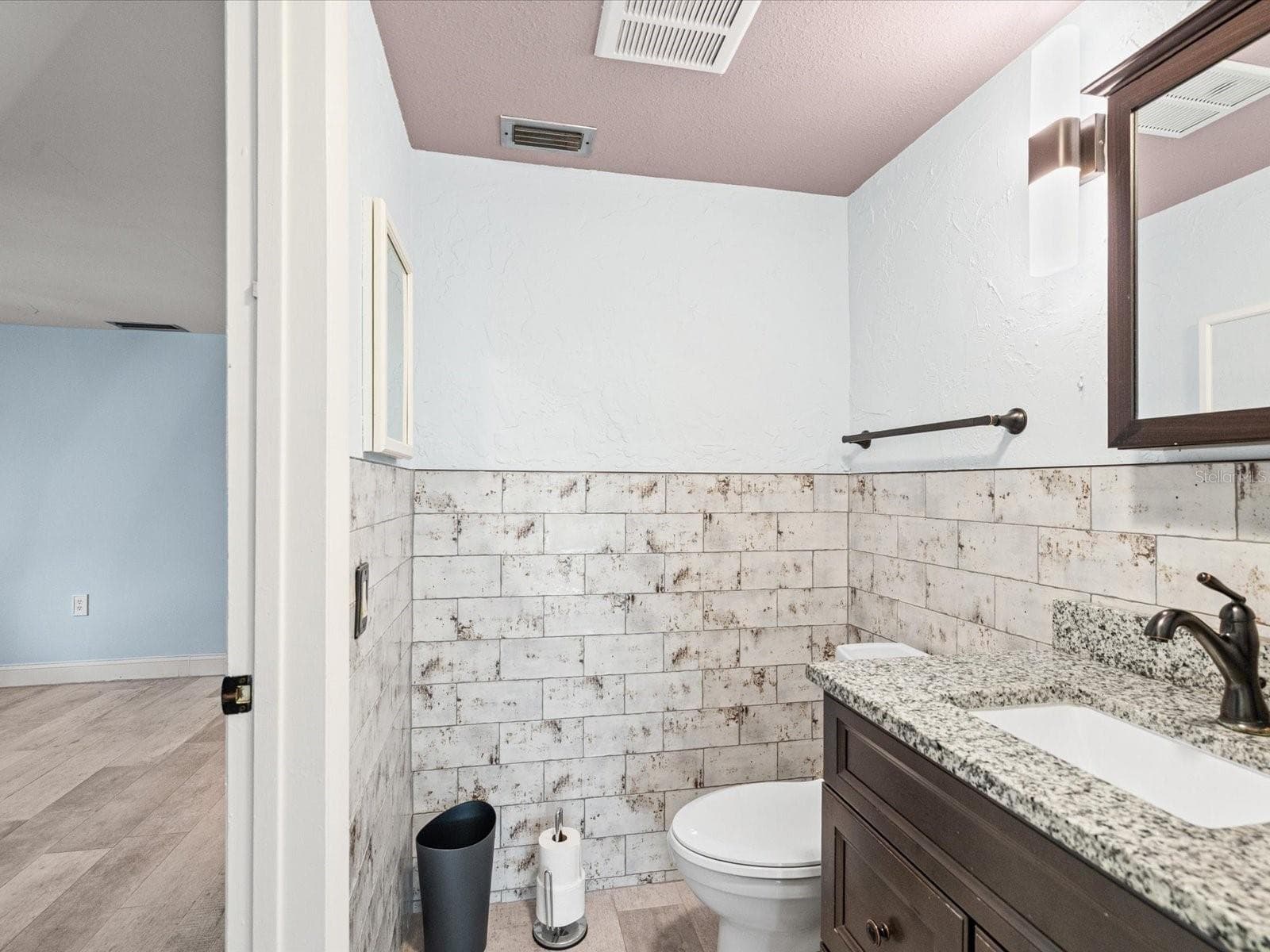 Half Bathroom - 12612 4TH ISLE, HUDSON