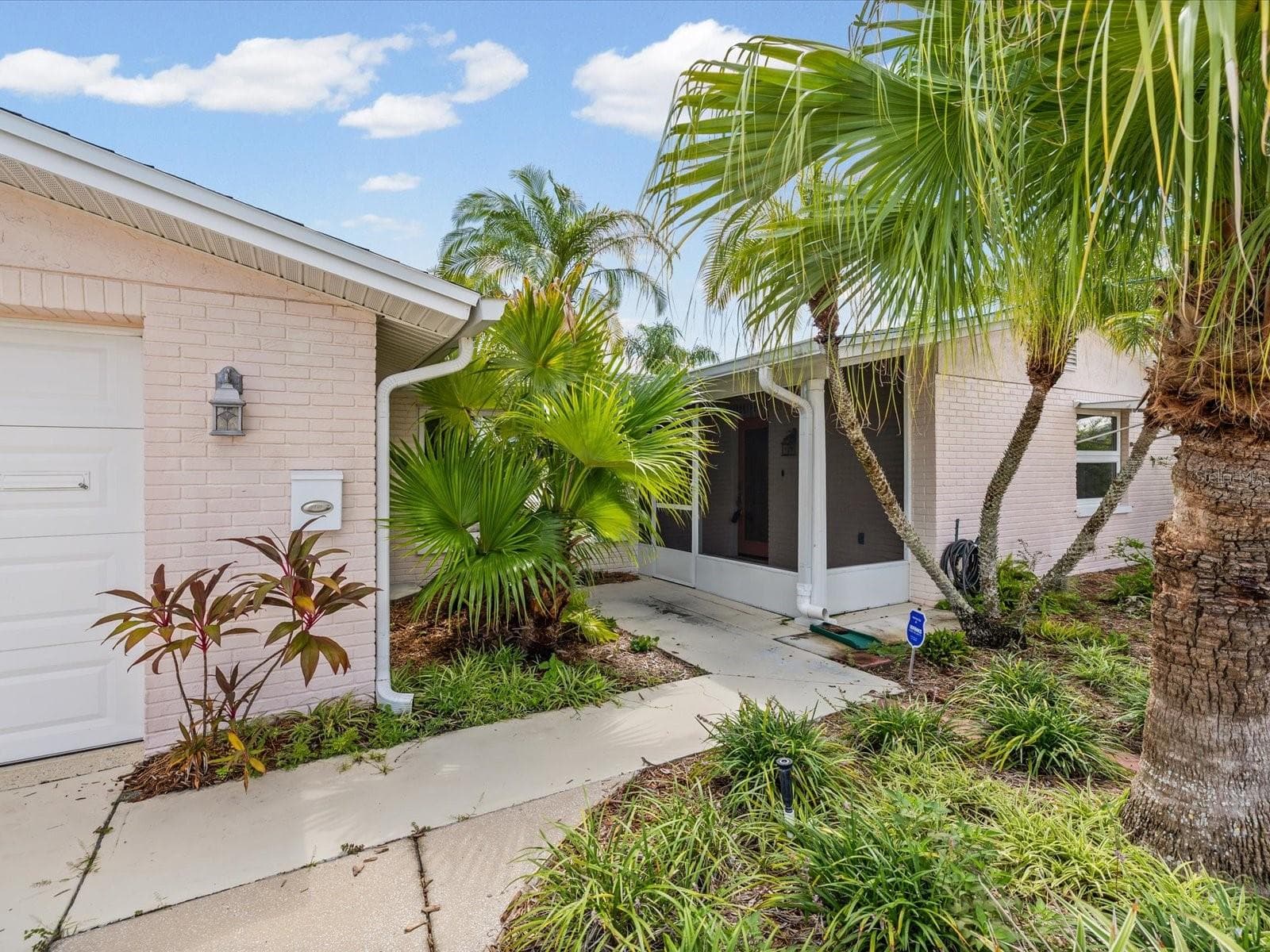 Single Family Residence at 12612 4TH ISLE, HUDSON, photo 54 of 72