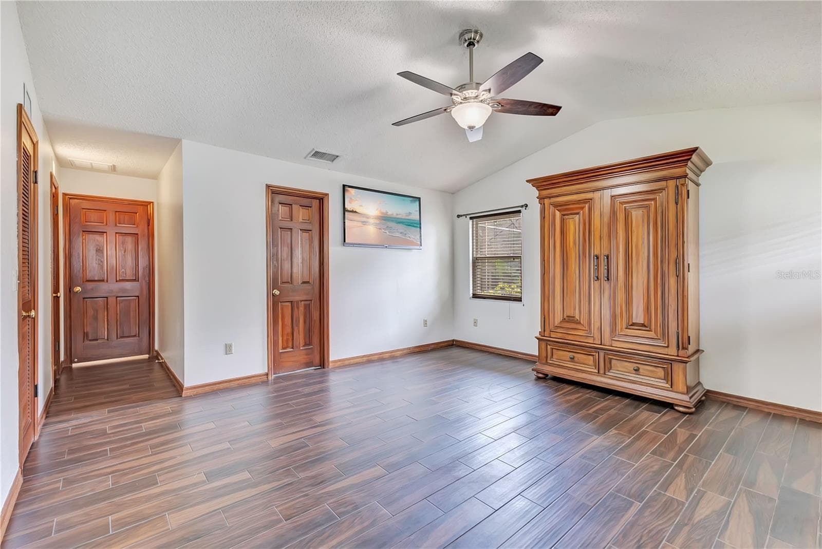 Single Family Residence at 6605 CITRUS VALLEY DR, BELLE ISLE, photo 18 of 49
