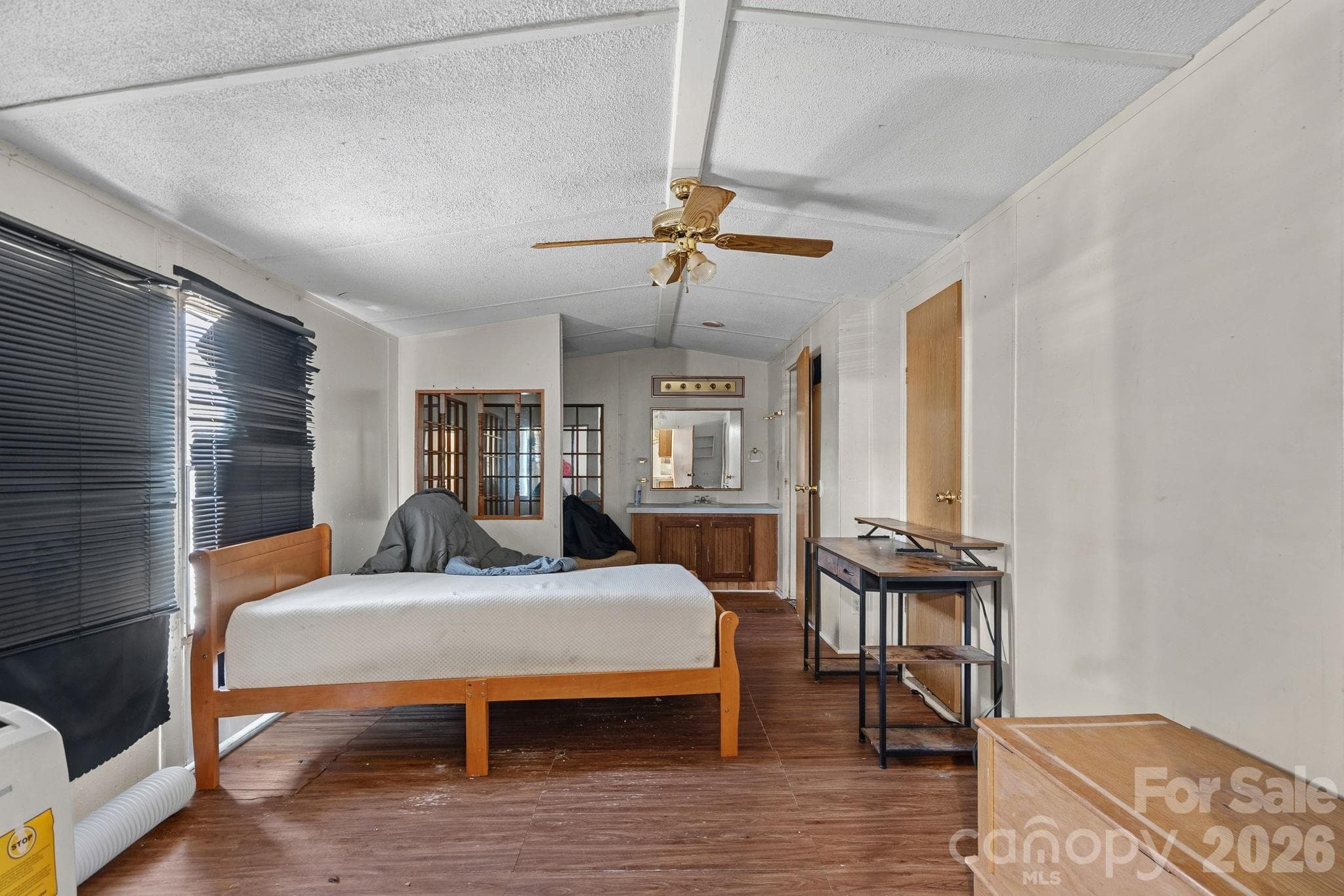 Single Family Residence at 1029 Cy Circle, Concord, photo 8 of 20