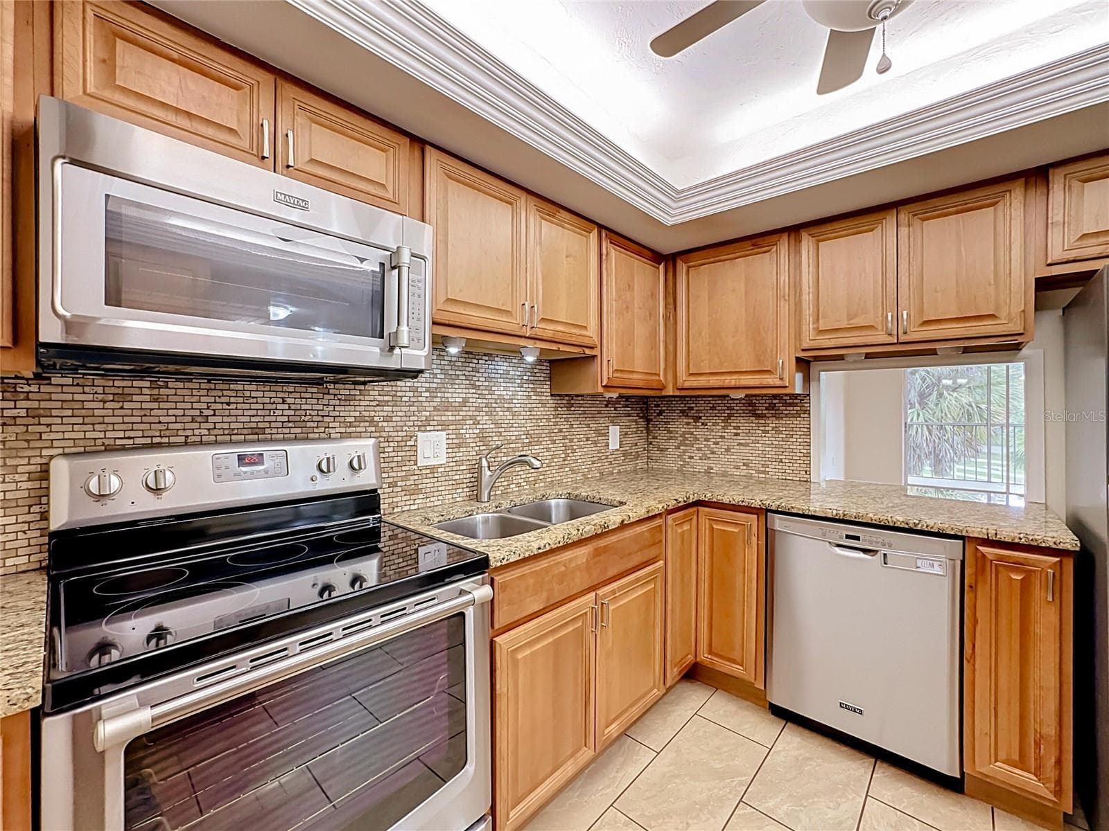 Condominium at 1520 GLEN OAKS DR E #248, SARASOTA, photo 2 of 29