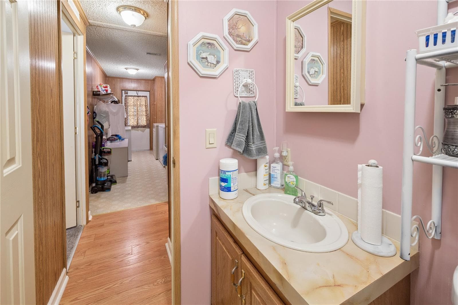Manufactured Home at 6863 DEER SPRINGS RD, KEYSTONE HEIGHTS, photo 32 of 49