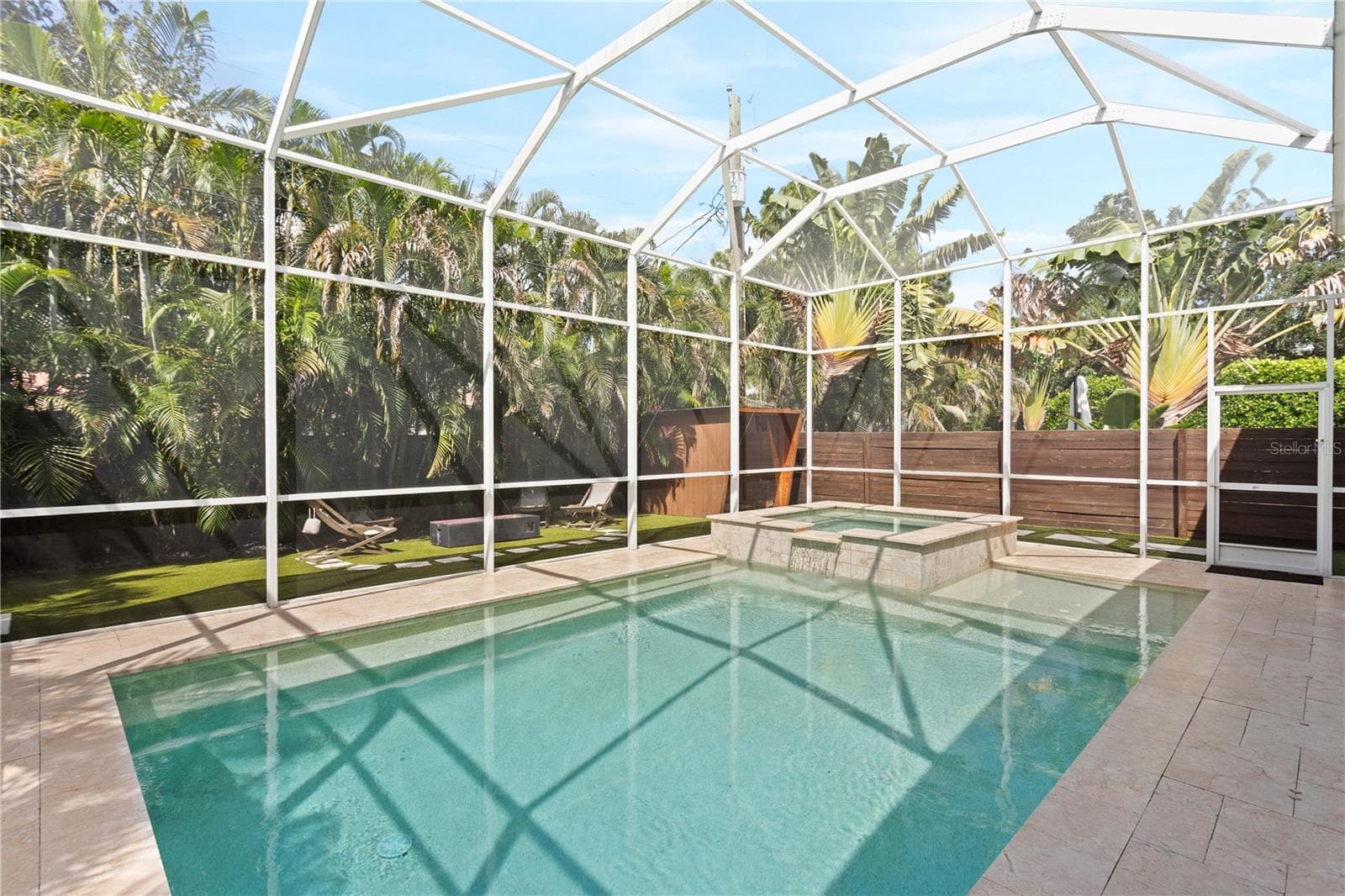 Single Family Residence at 3207 W PAUL AVE, TAMPA, photo 49 of 66