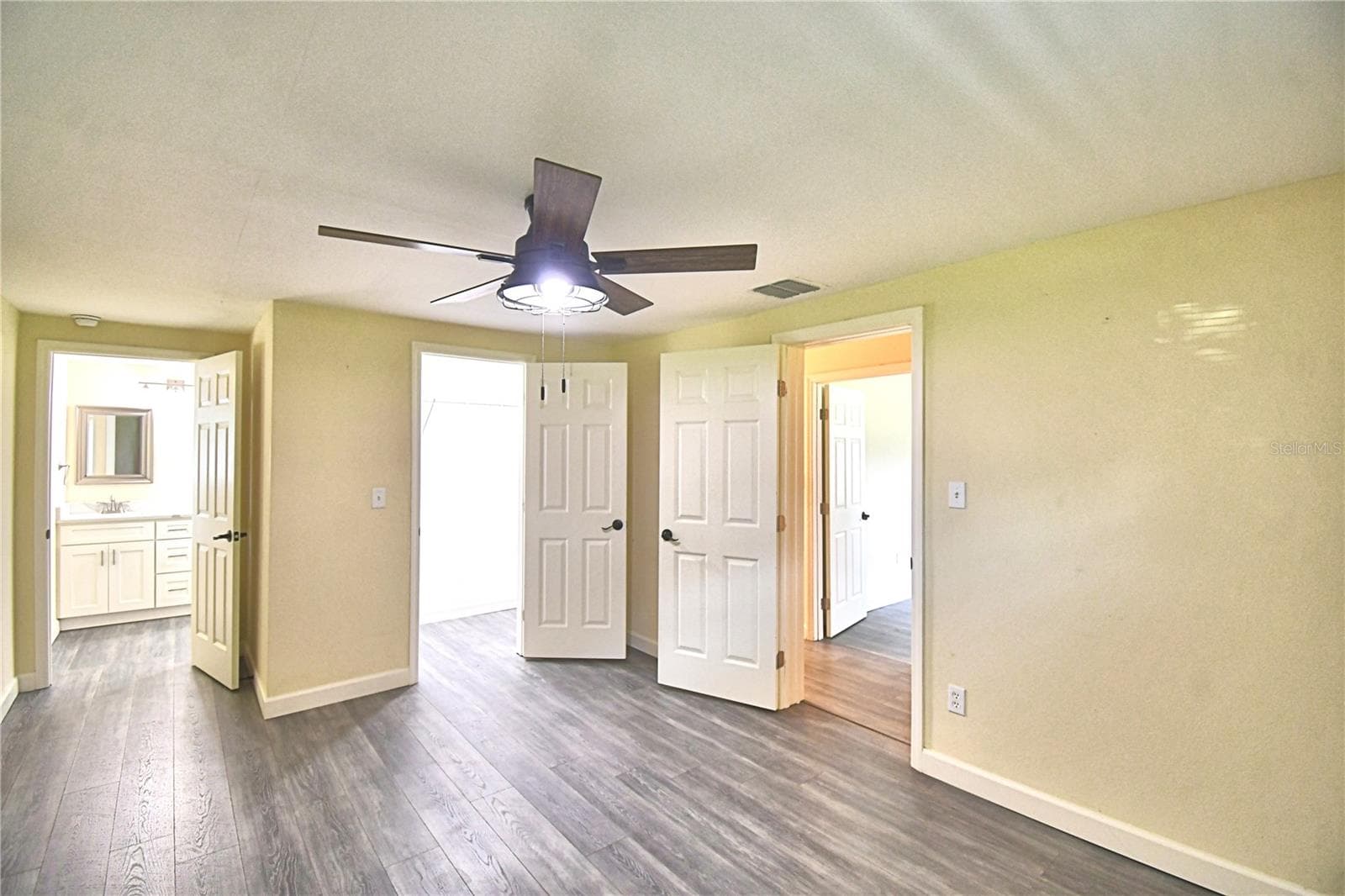 Single Family Residence at 3225 OAKLAND RD N, LAKELAND, photo 21 of 64