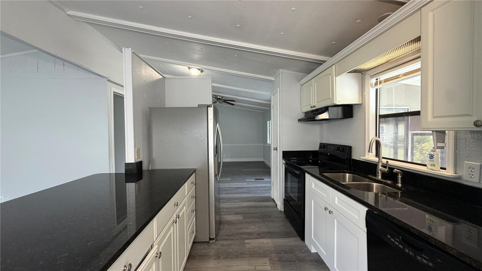 Manufactured Home at 2310 LAKOTA LN, ST CLOUD, photo 14 of 35