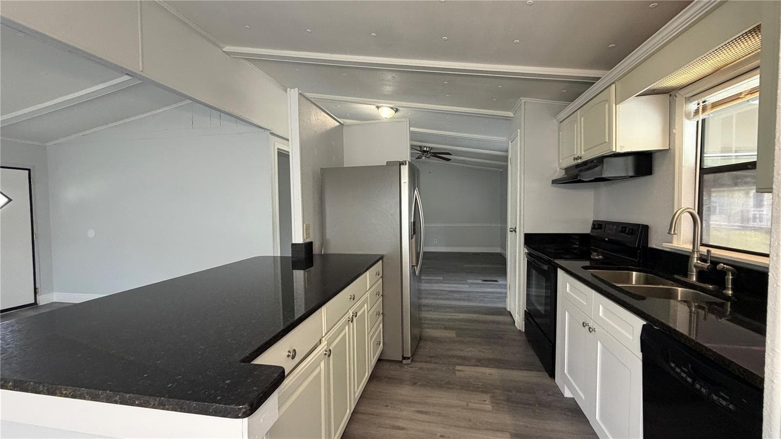 Manufactured Home at 2310 LAKOTA LN, ST CLOUD, photo 16 of 35
